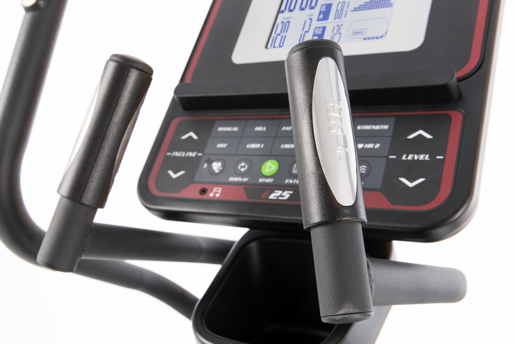 Sole E25 Elliptical (2020) – Floor Model product image