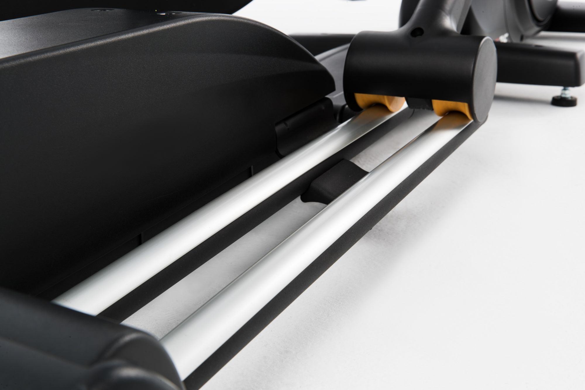 Sole E35 Elliptical (2020) – Floor Model product image