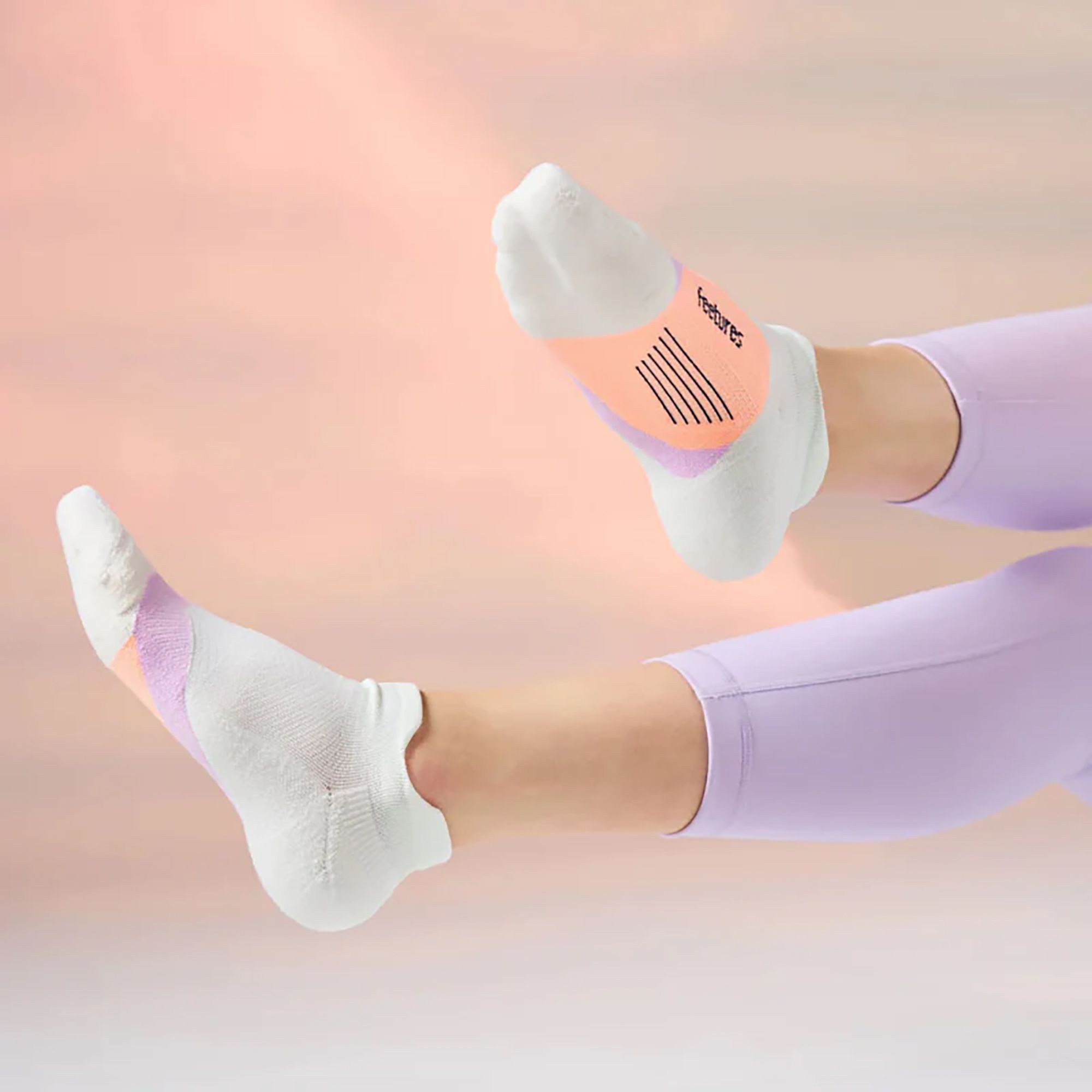 Feetures Elite Light Cushion No Show Tab product image