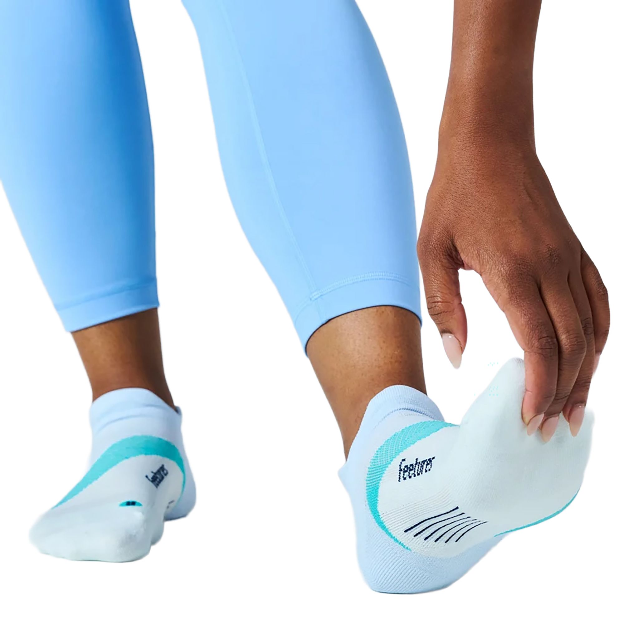 Feetures Elite Light Cushion No Show Tab product image
