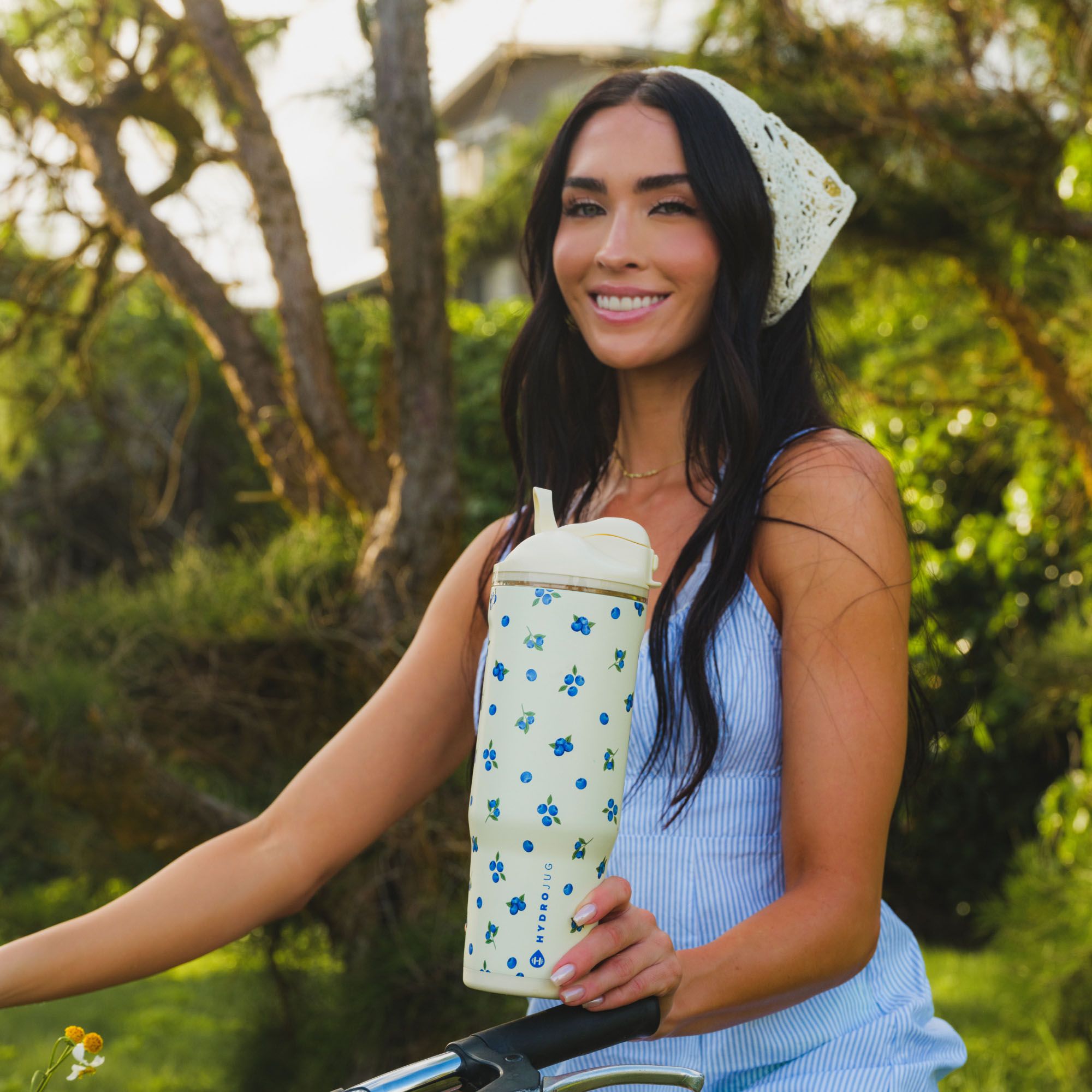 HYDROJUG 32oz. Ease2o Bottle - Summer Colors product image