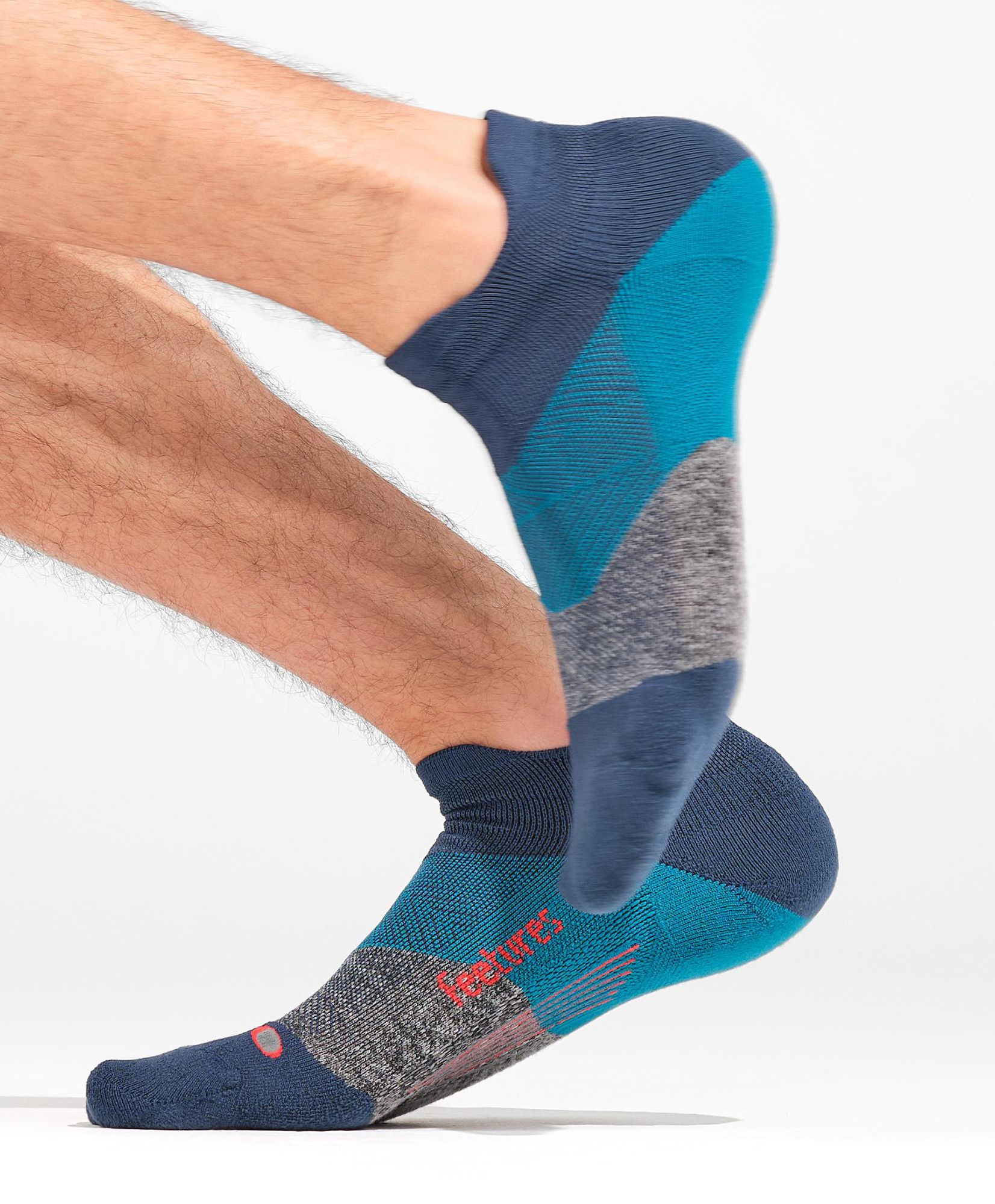 Feetures Elite Max Cushion No Show Tab Socks product image