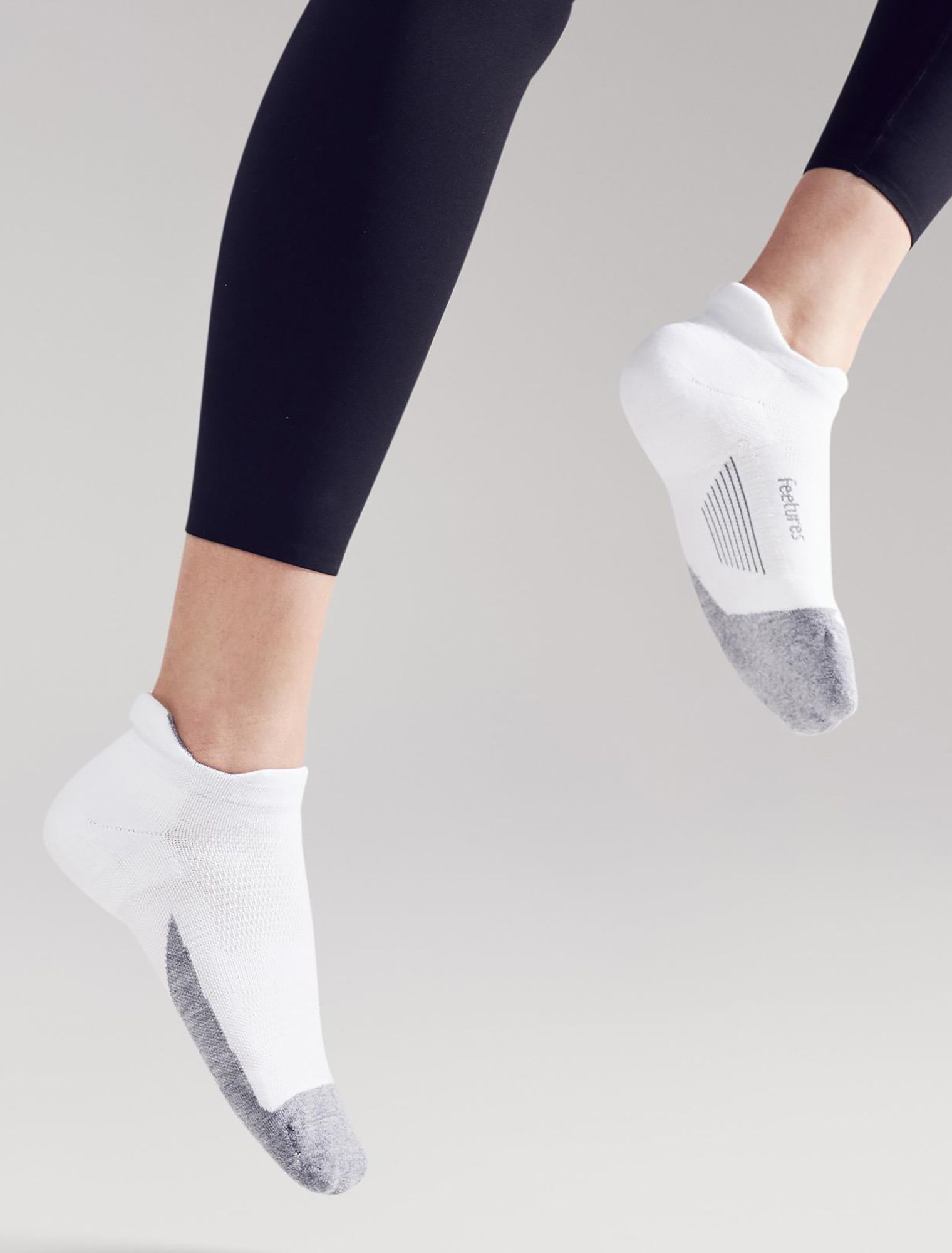 Feetures Elite Max Cushion No Show Tab Socks product image