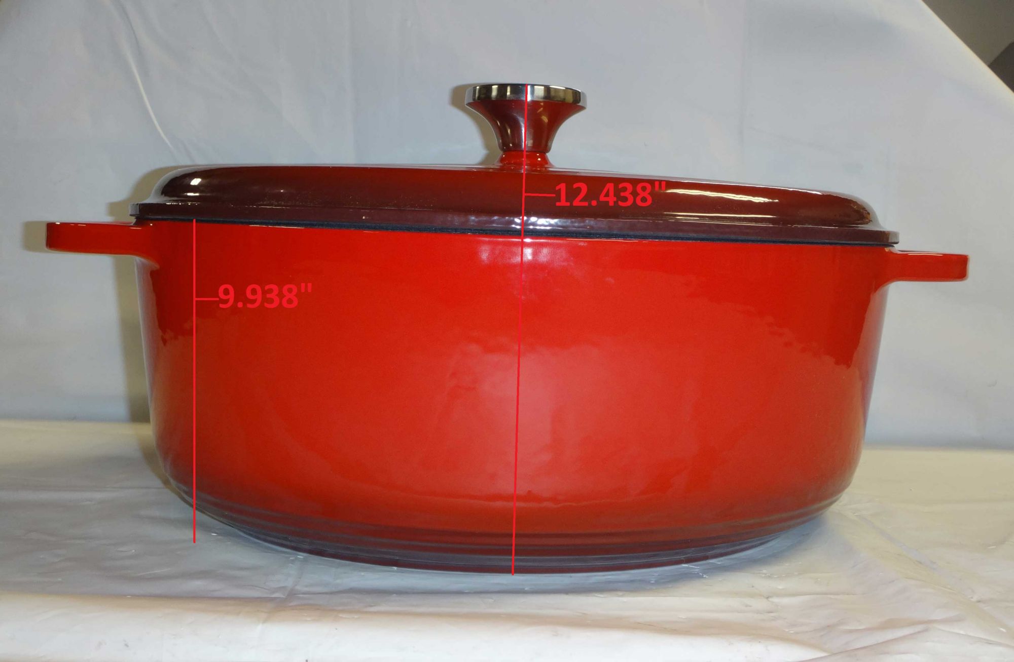 Lodge 7.5-Quart Enameled Cast Iron Dutch Oven product image