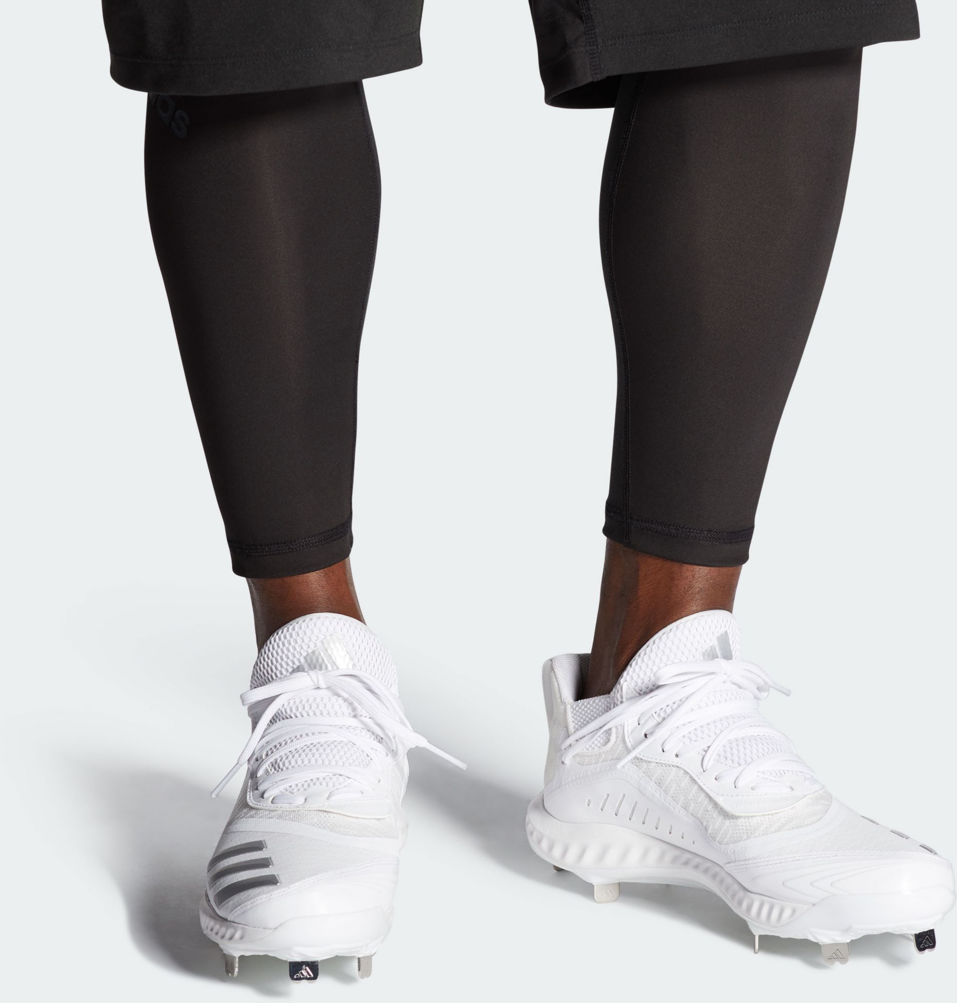 icon v bounce iced out cleats