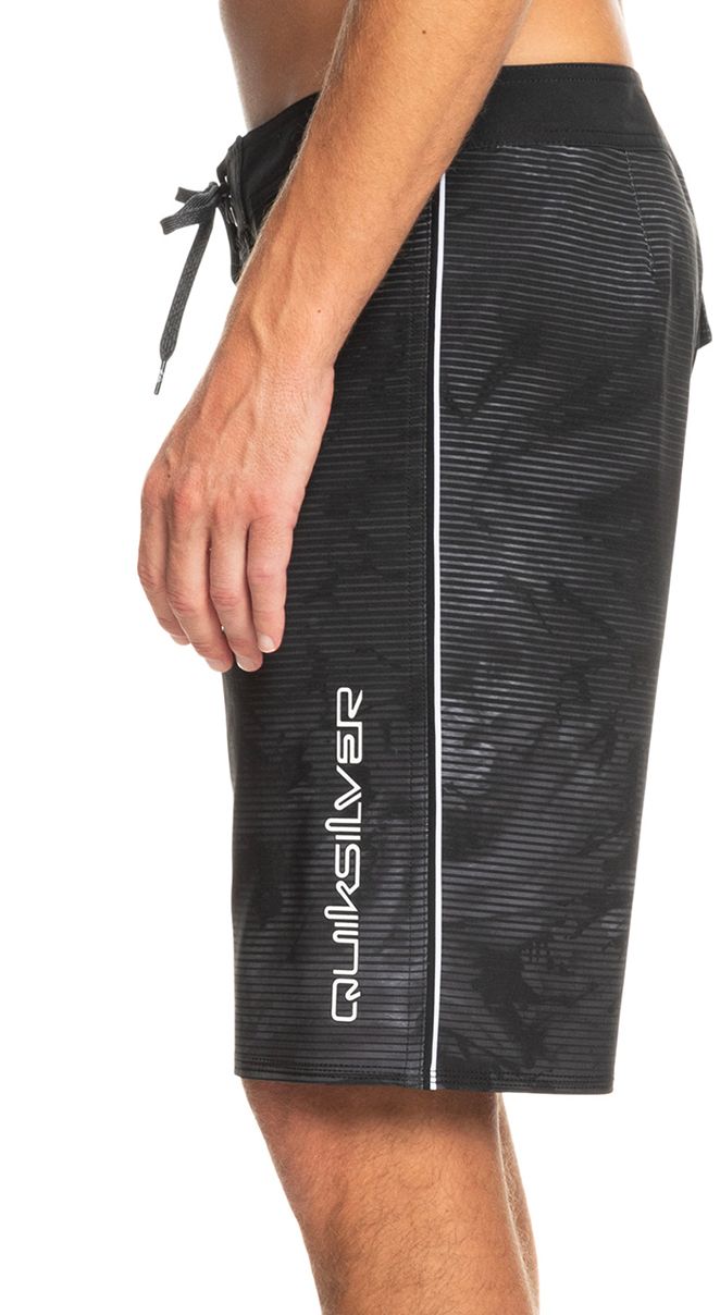 Quiksilver Men's Surfsilk Massive 20” Boardshorts product image