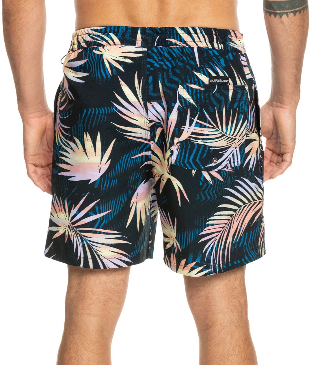 Quiksilver Men's Surfsilk Mix 17” Volley