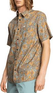 Quiksilver Men's Earthly Delights Stretch Short Sleeve Shirt product image