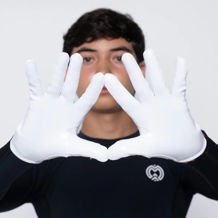 Massov Youth EVO2 Football Glove product image