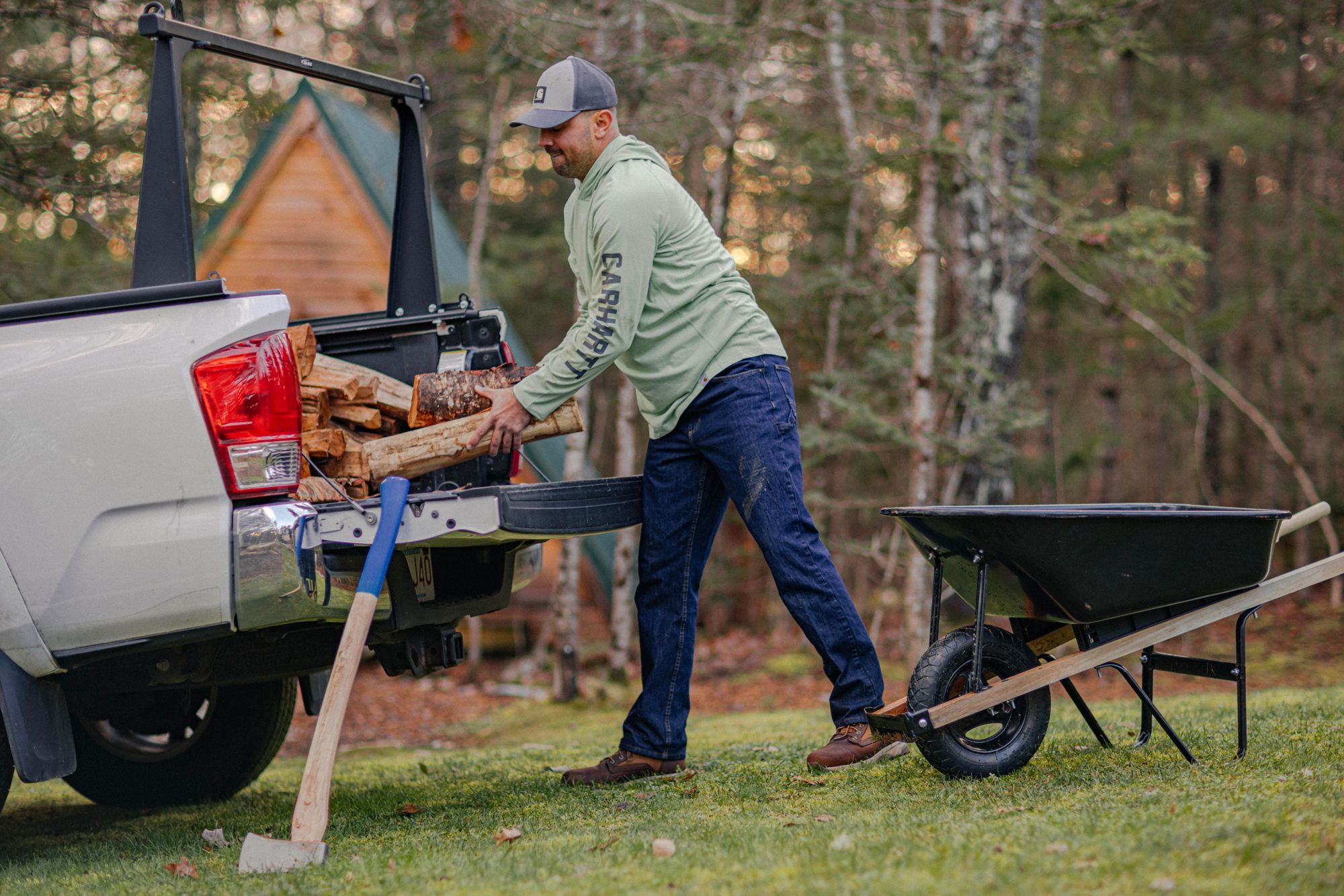 Carhartt Men's Rugged Flex Twill Mesh Back Logo Patch Cap product image