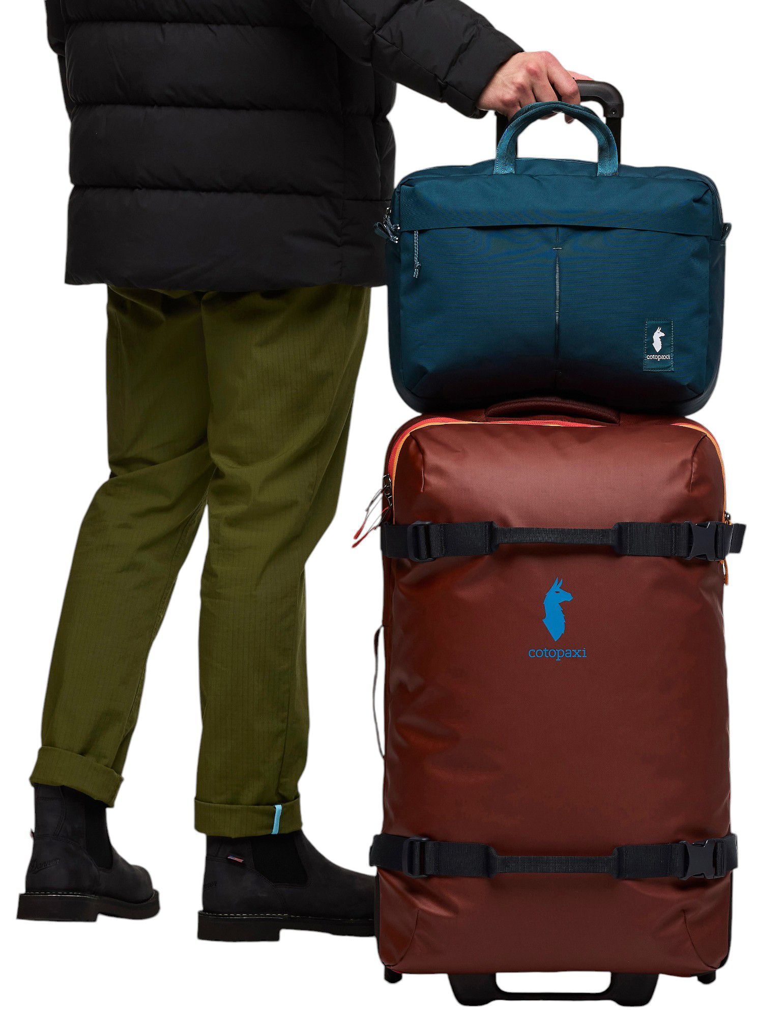 Cotopaxi Mente 15L Messenger Bag product image