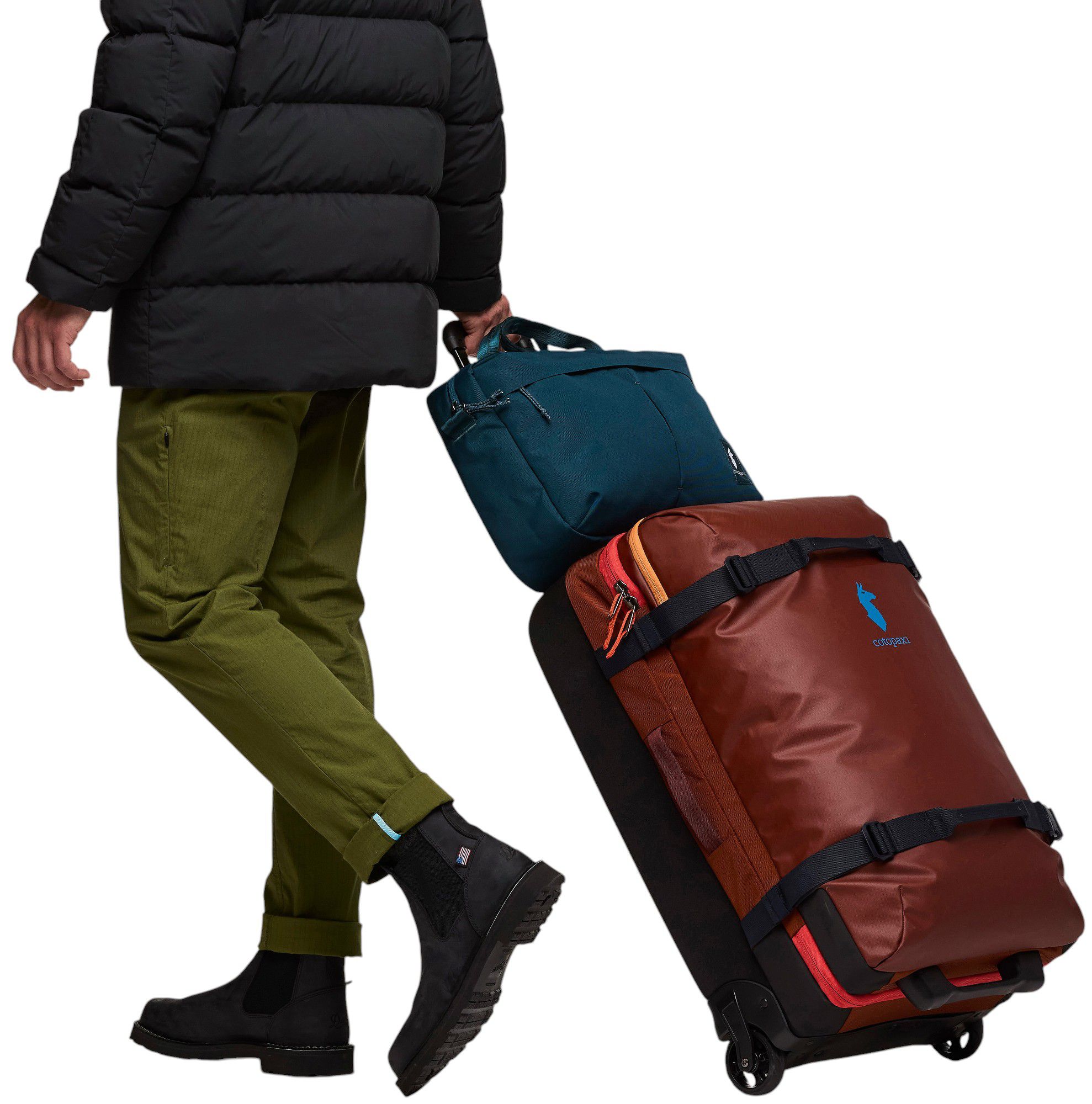 Cotopaxi Mente 15L Messenger Bag product image