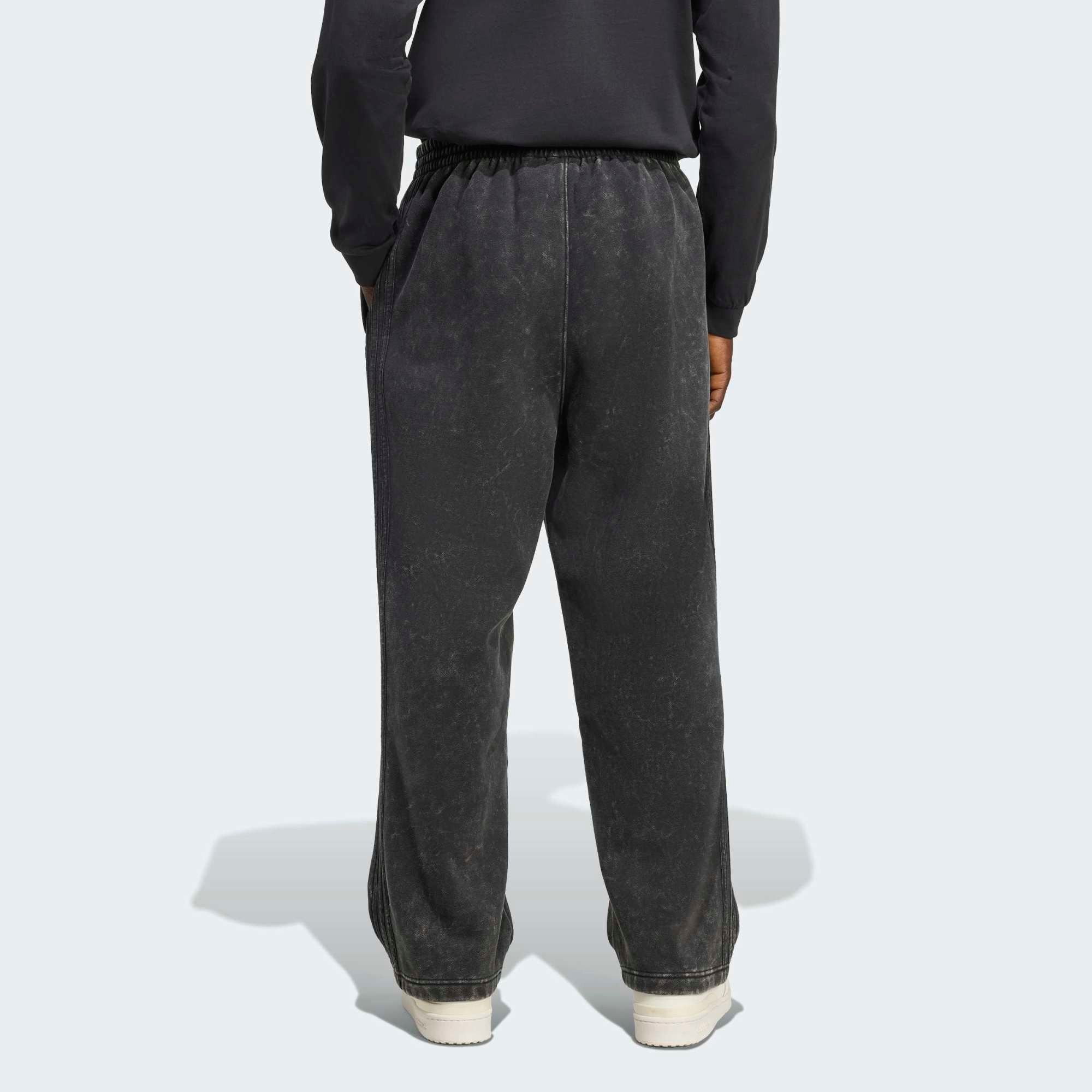 adidas Men's Washed Sweatpants product image