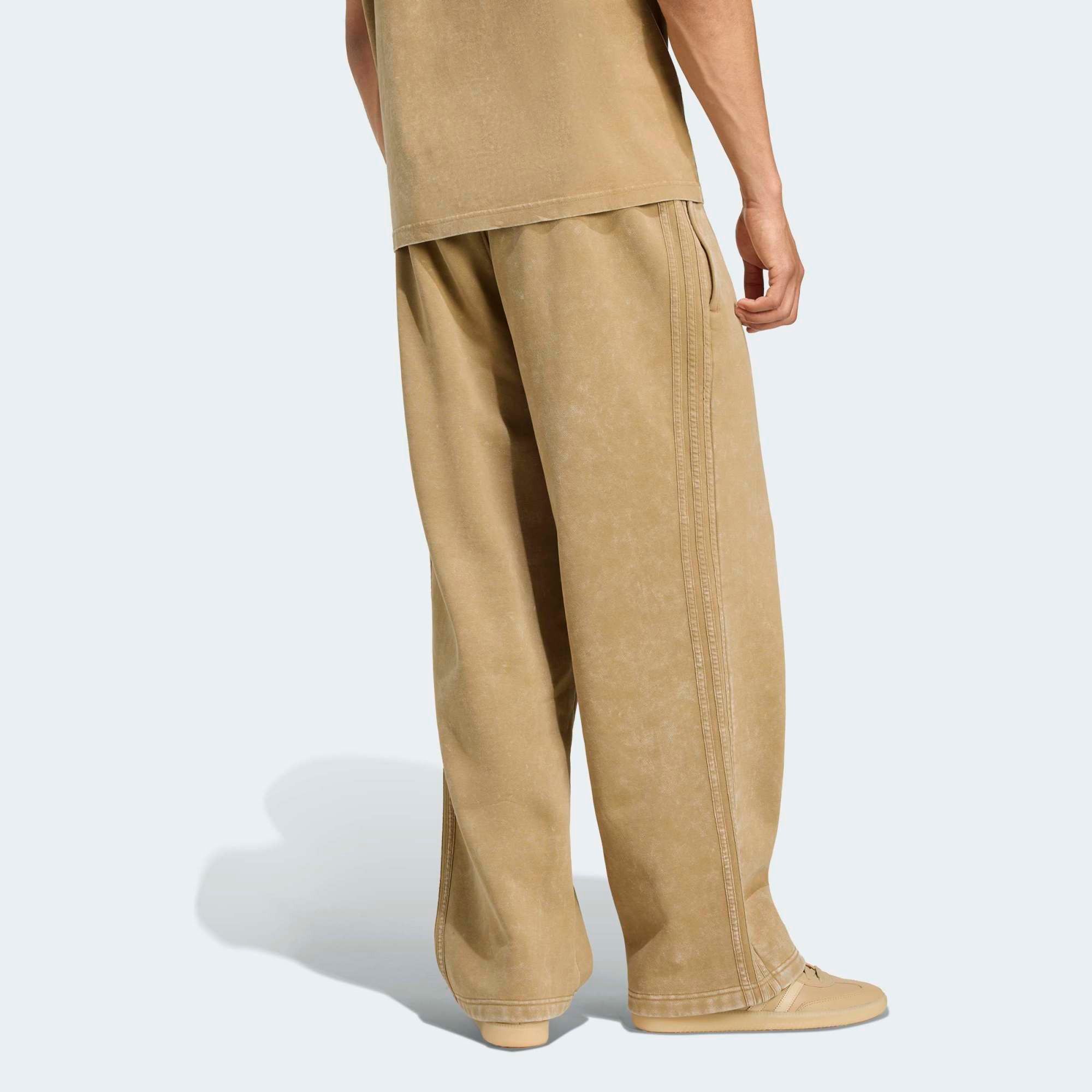adidas Men's Washed Sweatpants product image