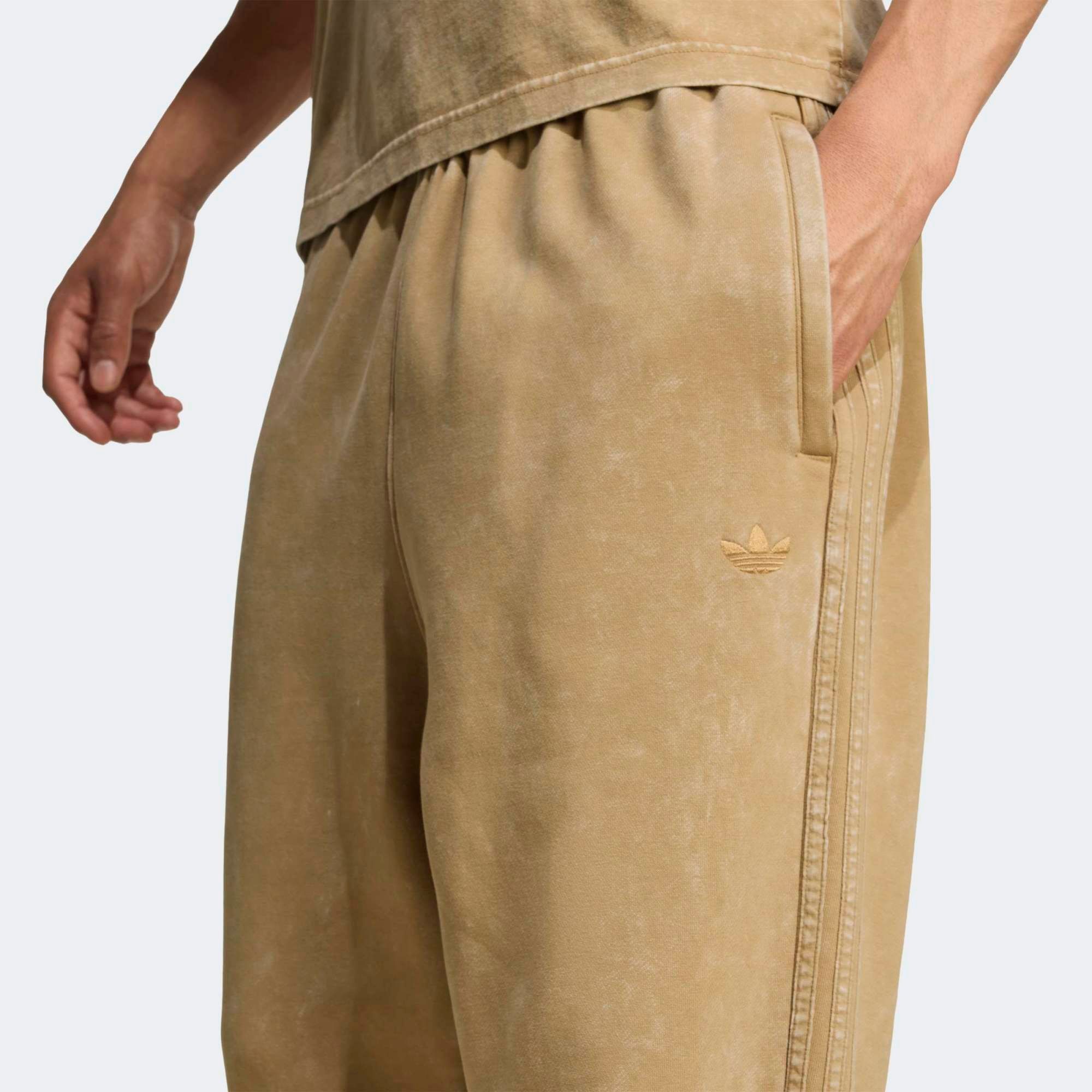 adidas Men's Washed Sweatpants product image