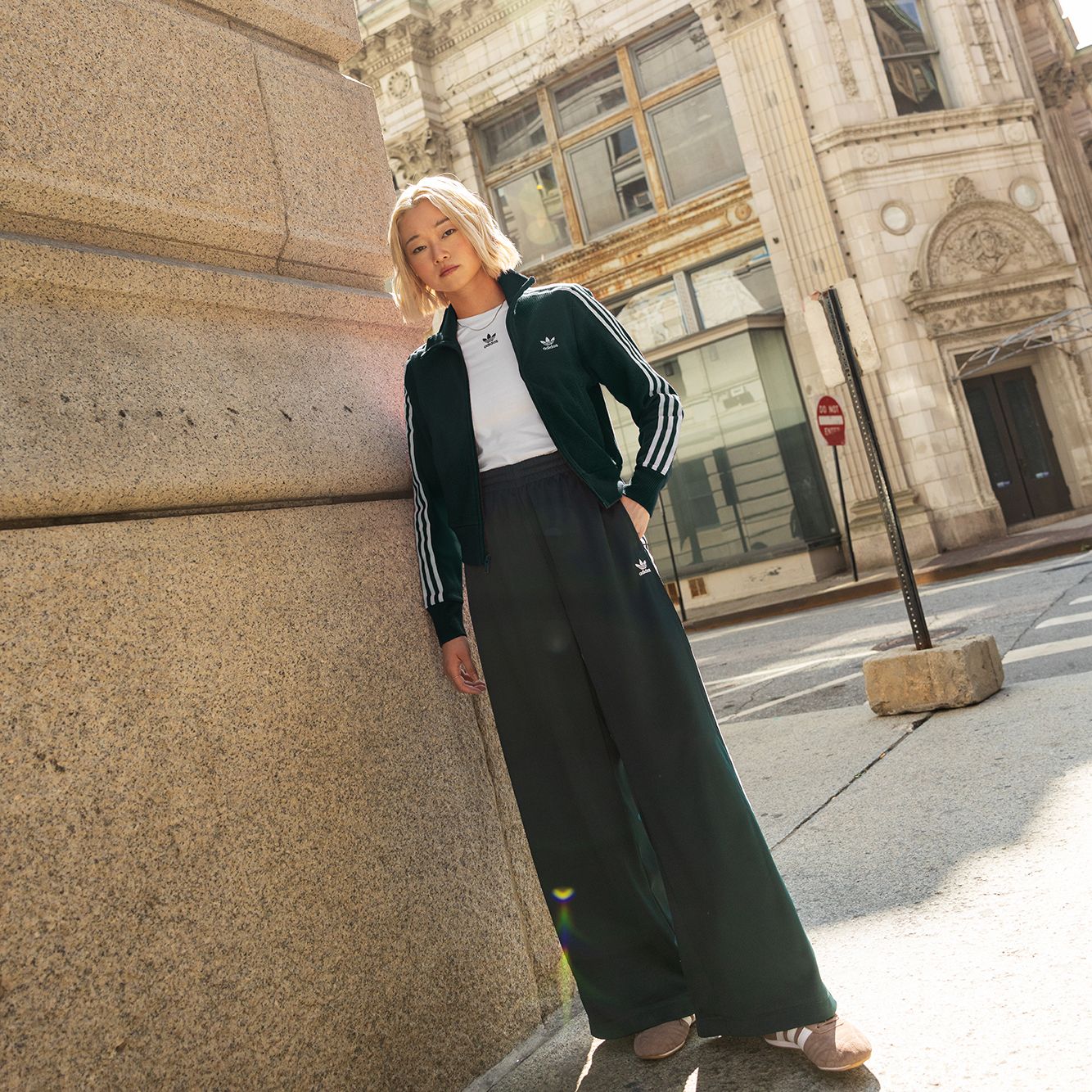 adidas Originals Women's Adicolor 3-Stripes Slim Knit Track Top product image