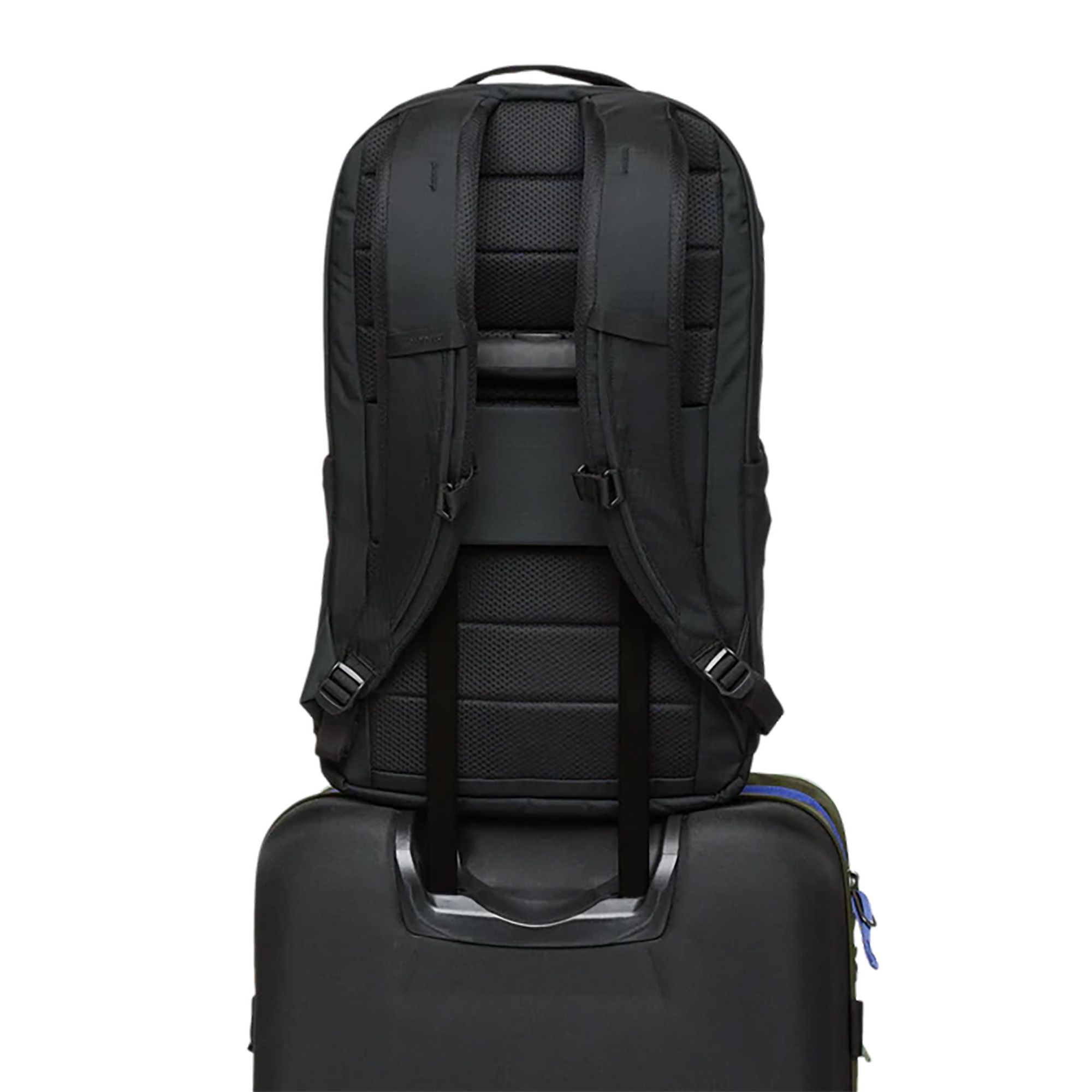 Cotopaxi Allpa 26L Daypack product image