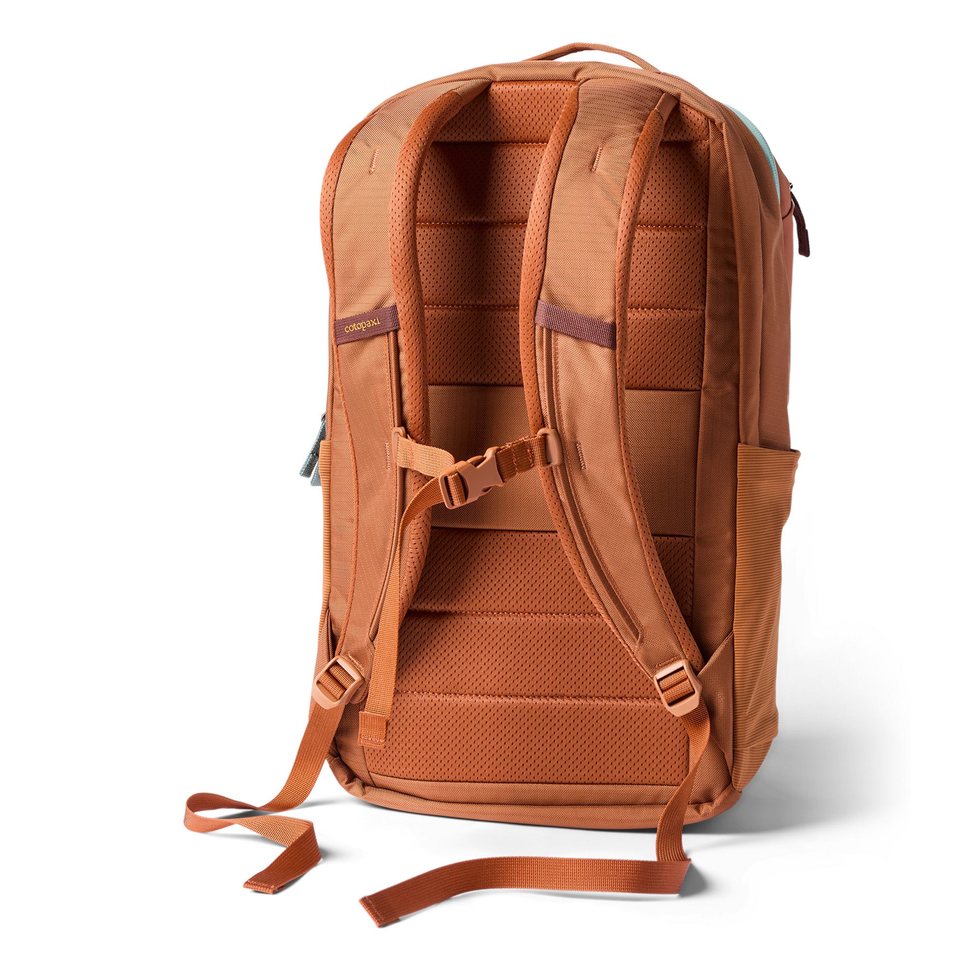 Cotopaxi Allpa 26L Daypack product image