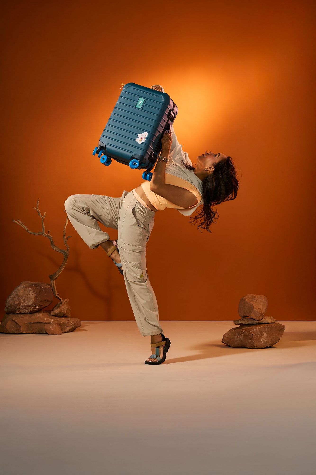 Cotopaxi Coraza Carry-On Suitcase product image