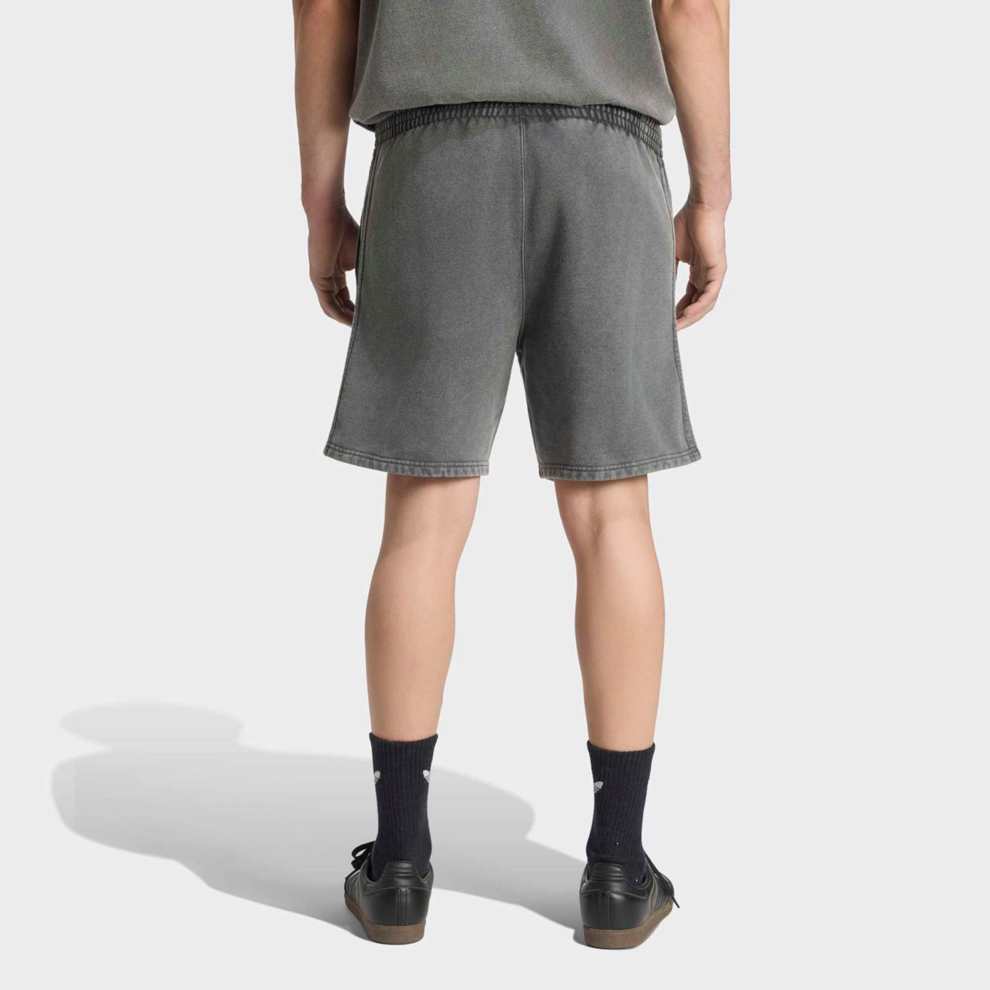 adidas Originals Men's Trefoil Essentials Washed 7-Inch Fleece Shorts product image