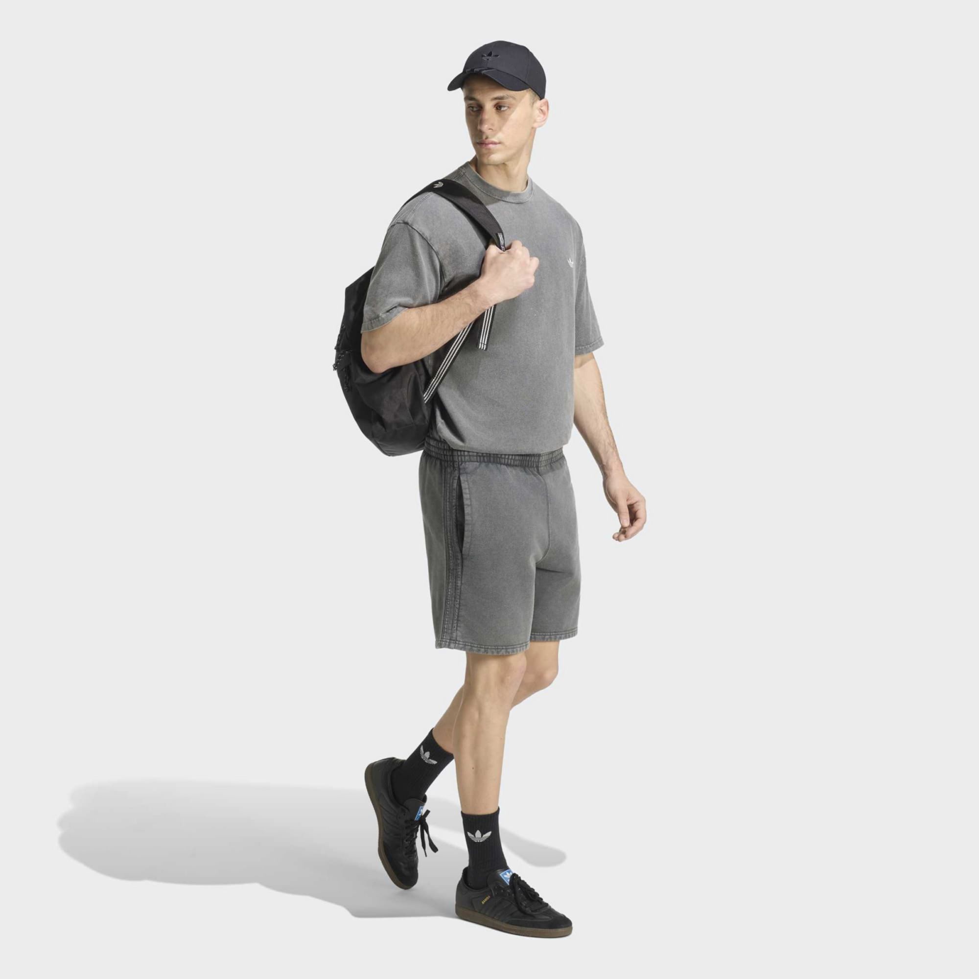 adidas Originals Men's Trefoil Essentials Washed 7-Inch Fleece Shorts product image