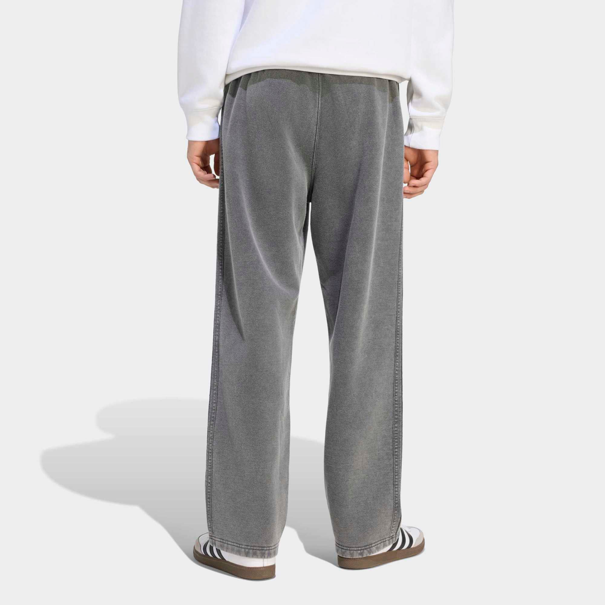 adidas Originals Men's Trefoil Essentials Loose Washed Fleece Pants product image