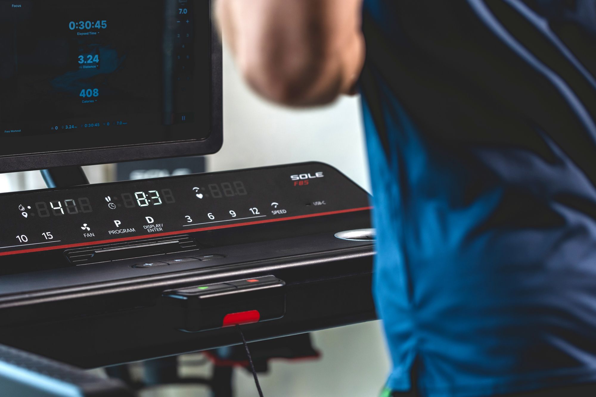 Sole F85 Treadmill product image