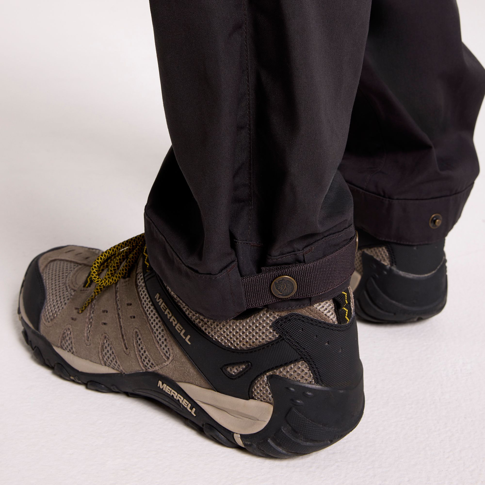 Fjallraven Men's Vidda Pro Ventilated Trousers product image
