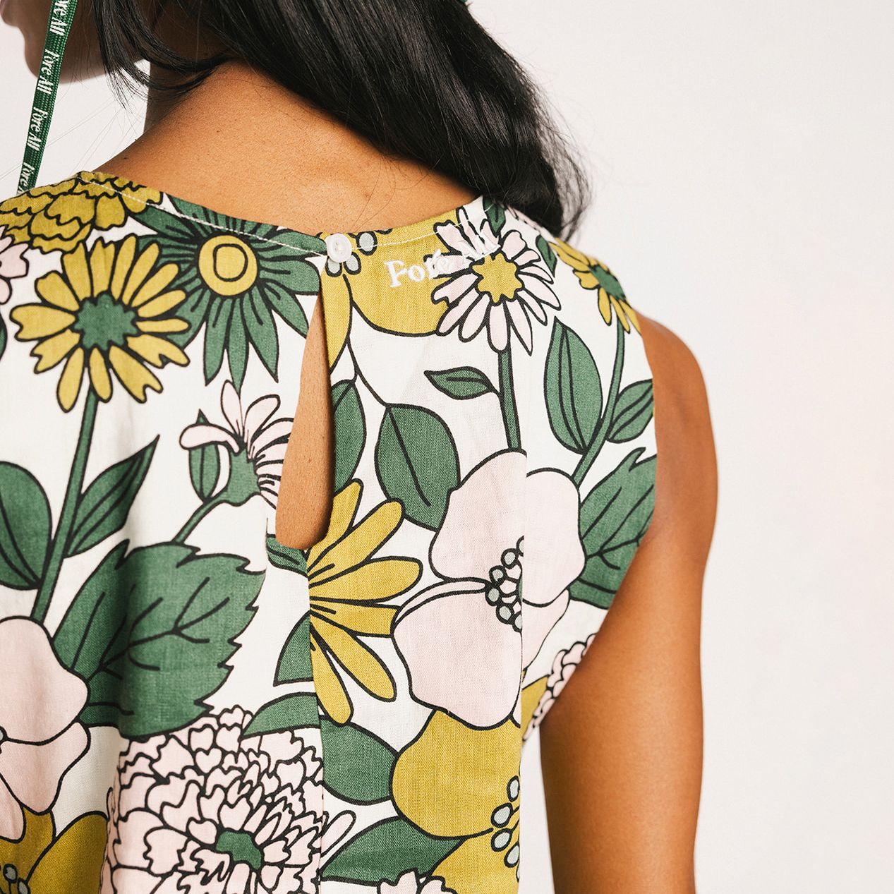 Fore All Women's Breeze Sleeveless Golf Shirt product image