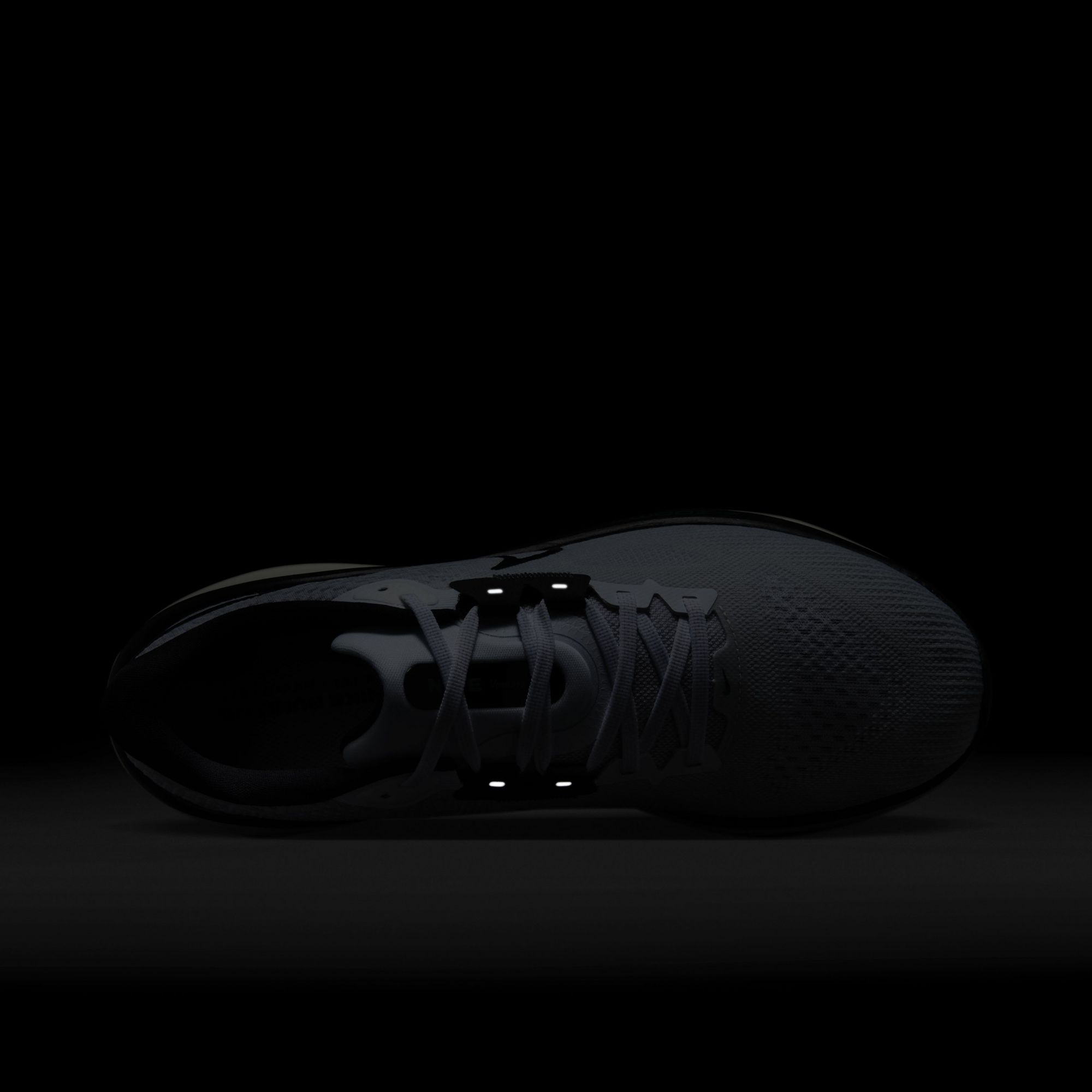 Nike Men's Vomero 17 Running Shoes product image