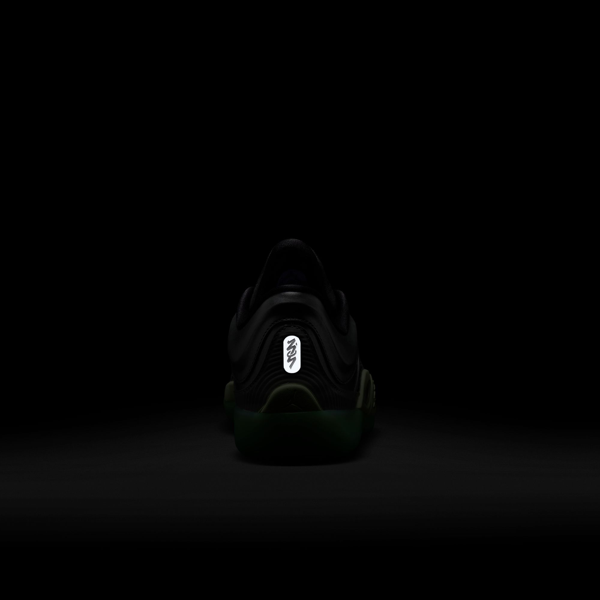 Jordan Zion 4 Basketball Shoes product image