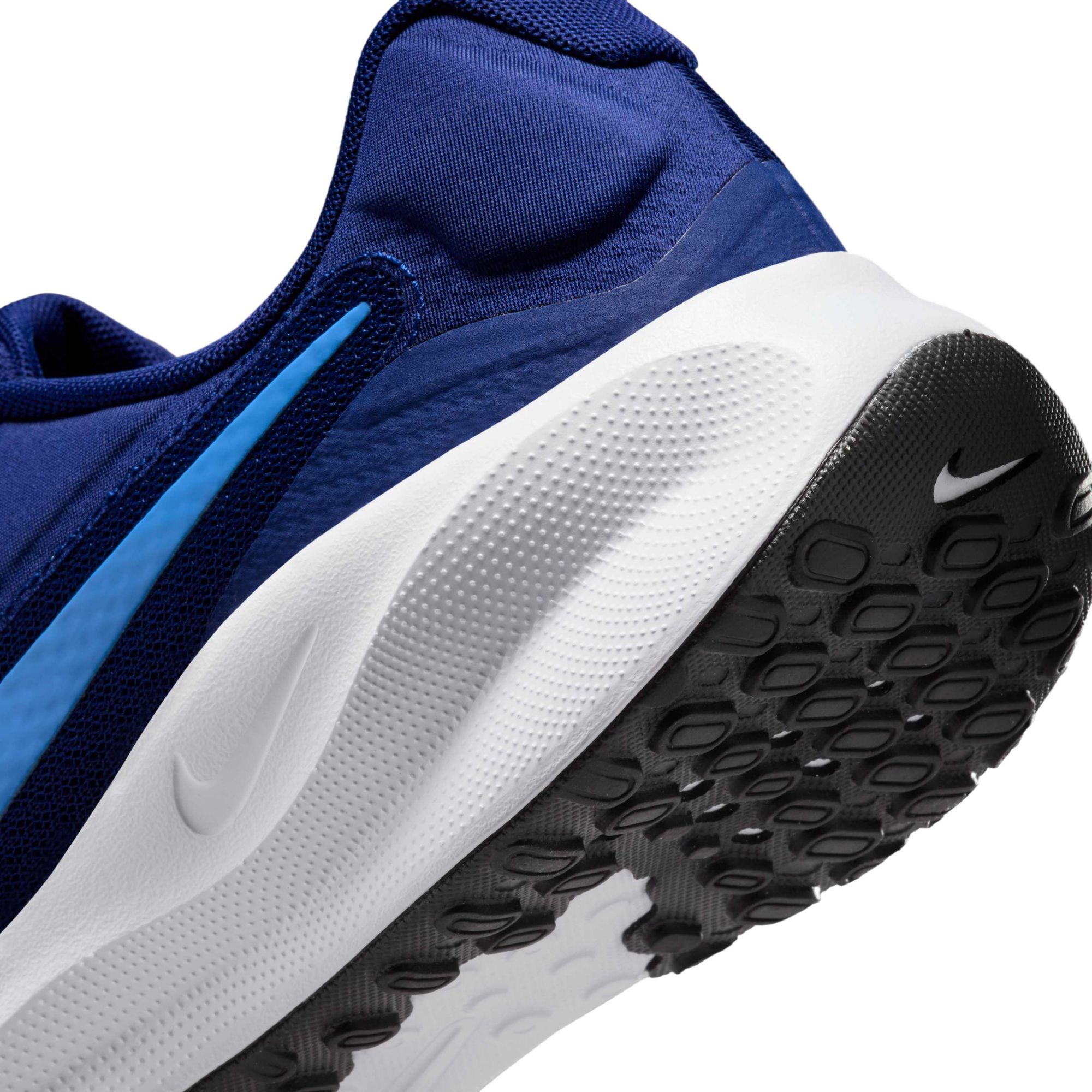 Nike Men's Revolution 7 Running Shoes product image