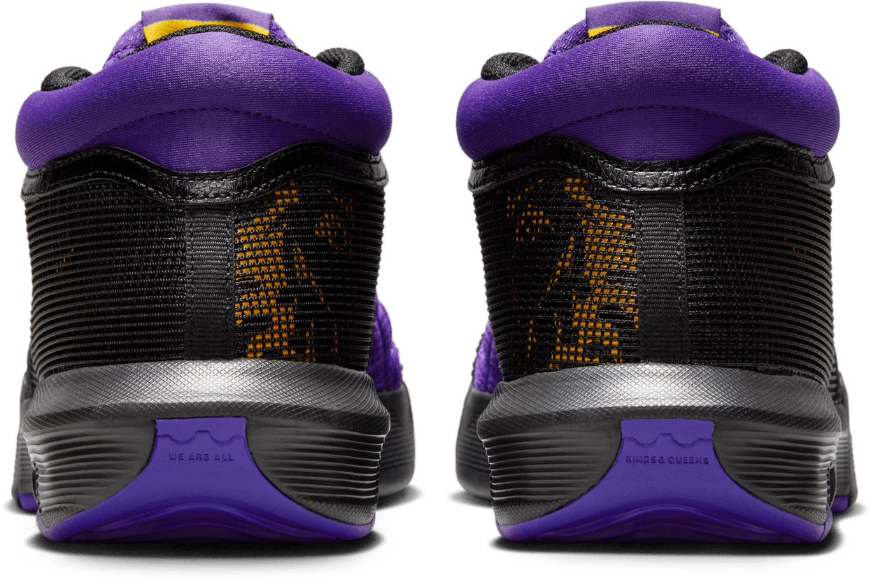 Nike LeBron Witness 8 Basketball Shoes product image