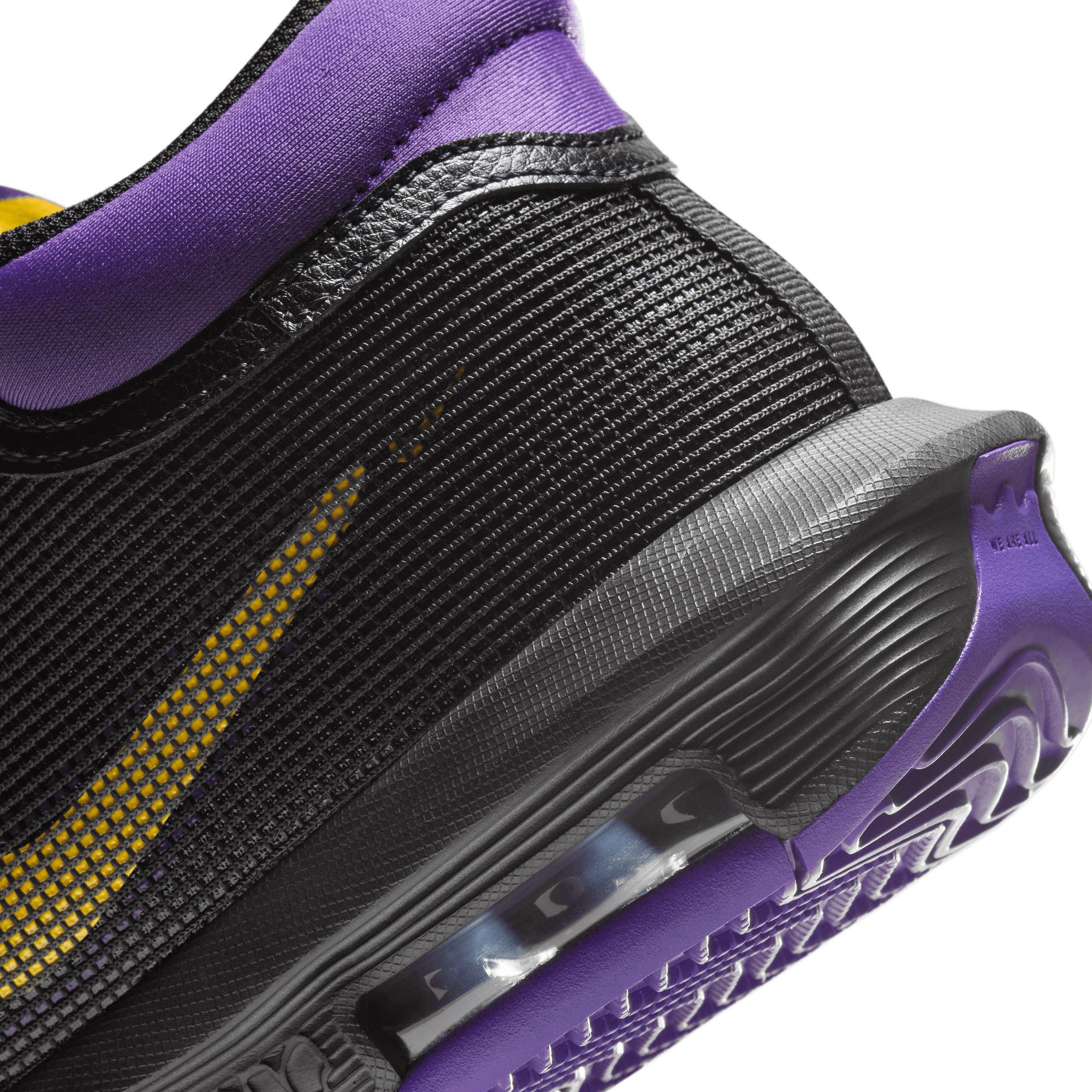 Nike LeBron Witness 8 Basketball Shoes product image