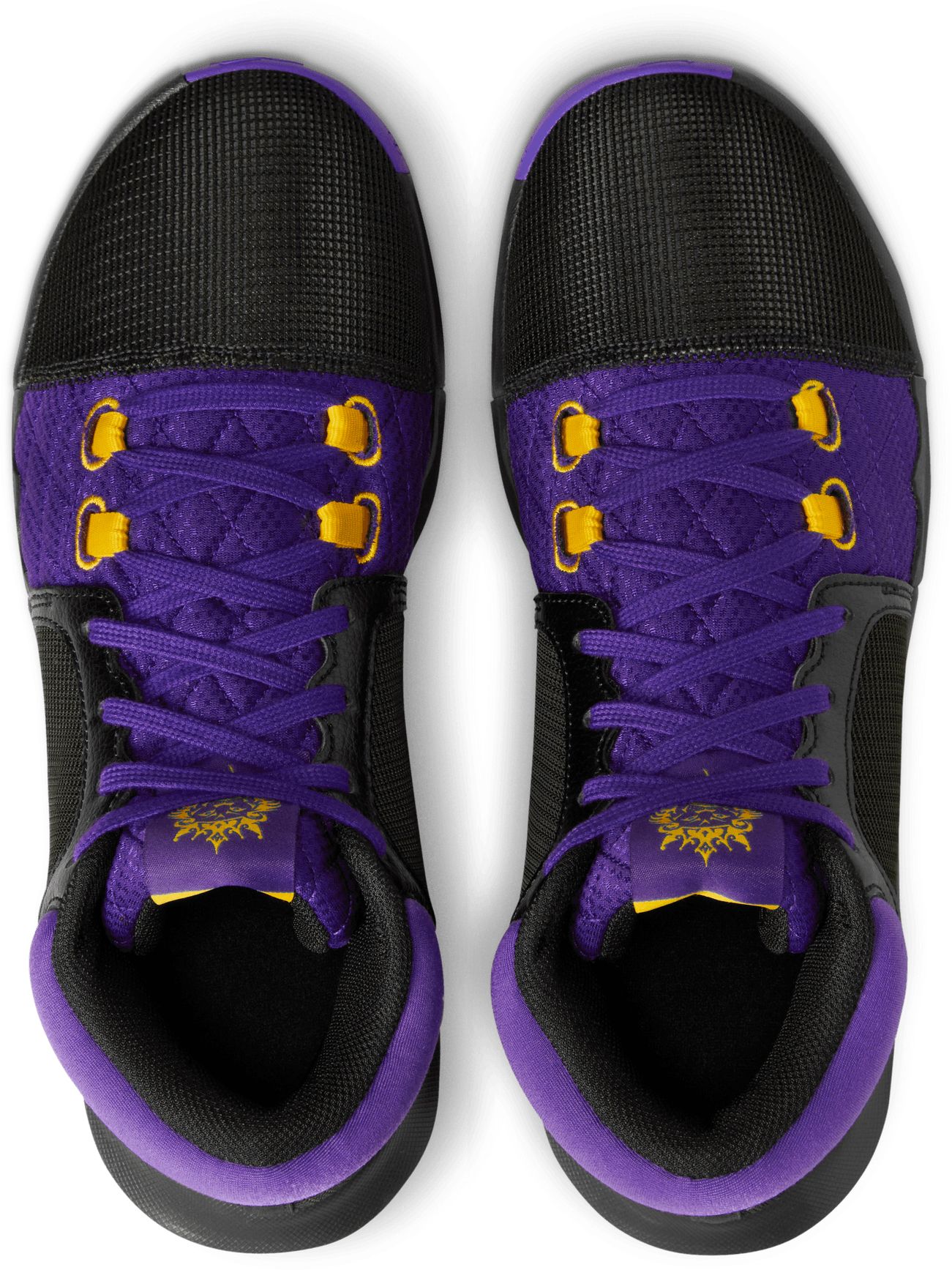 Nike LeBron Witness 8 Basketball Shoes product image