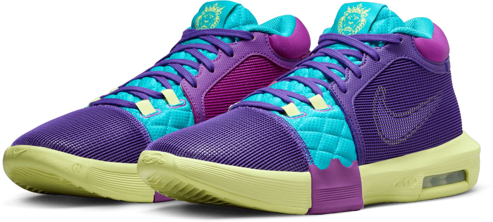 Nike LeBron Witness 8 Basketball Shoes product image