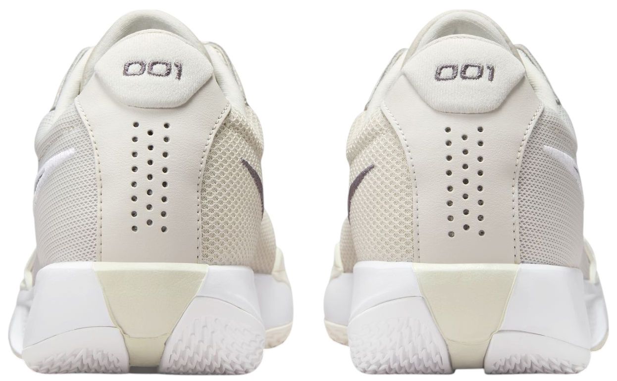 Nike G.T. Cut Academy Basketball Shoes product image