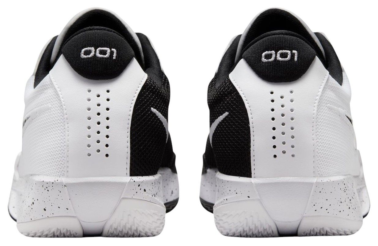 Nike G.T. Cut Academy Basketball Shoes product image