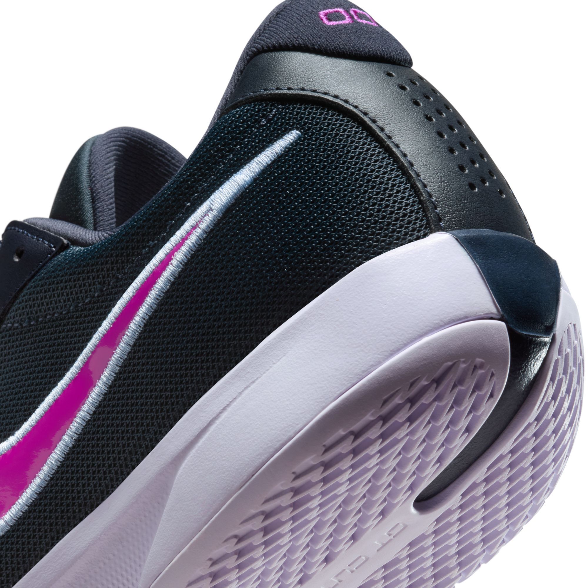 Nike G.T. Cut Academy Basketball Shoes product image