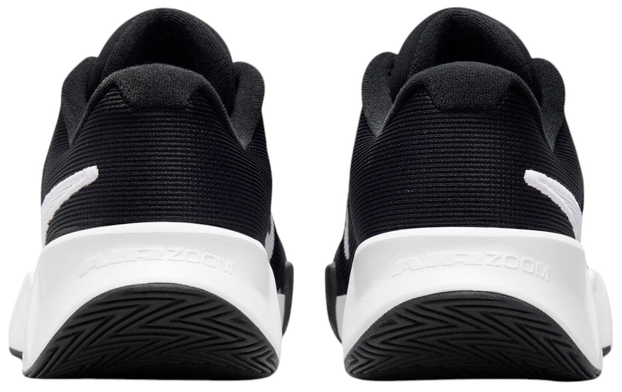 Nike Men's GP Challenge Pro Hard Court Tennis Shoes product image