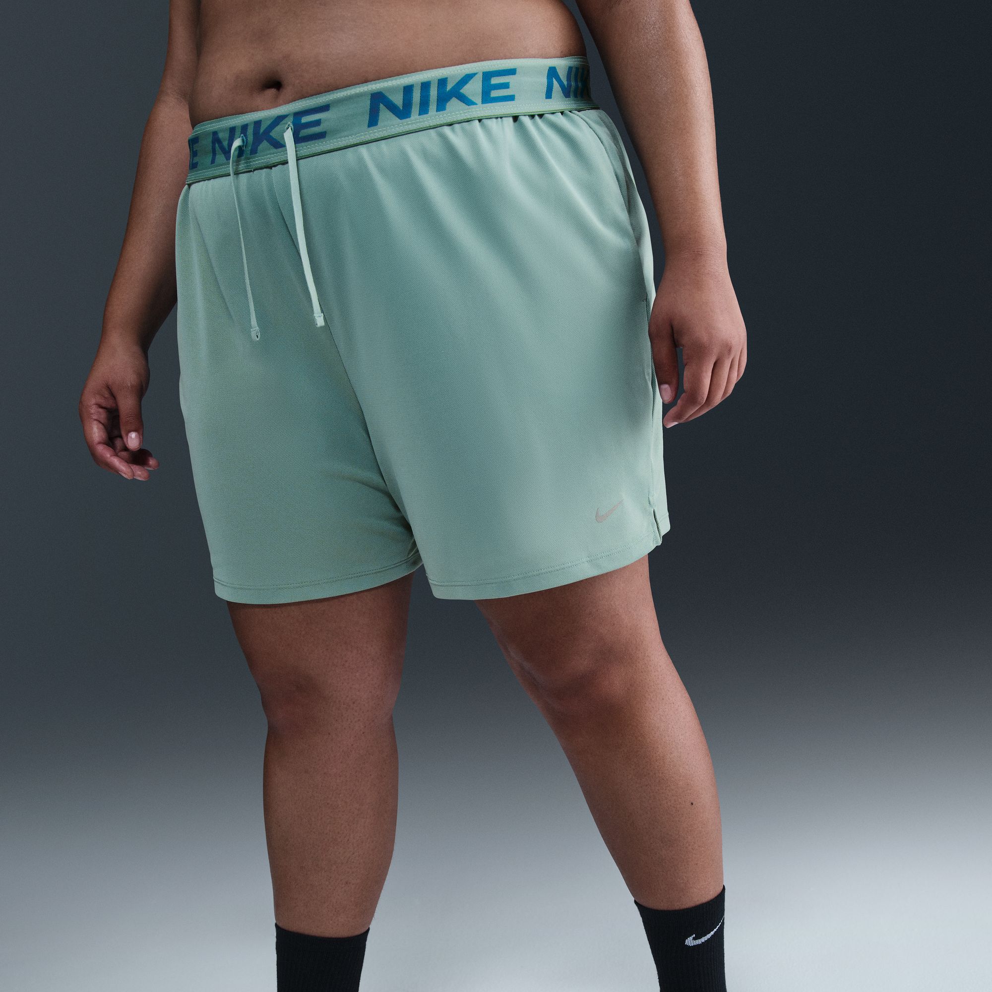 Nike Women's Attack Dri-FIT Fitness Mid-Rise 5" Unlined Shorts product image