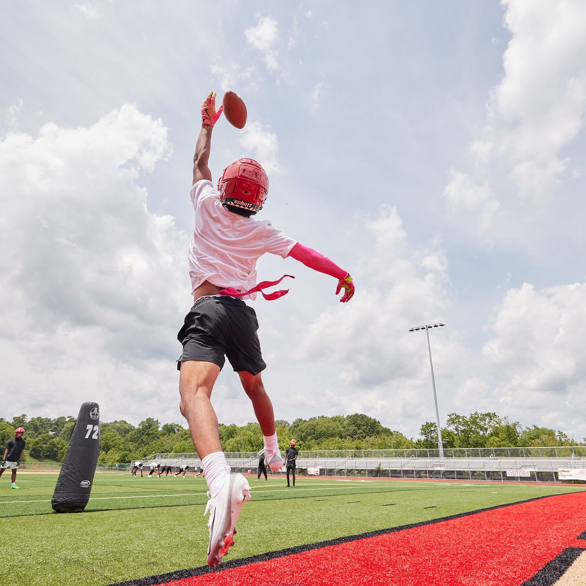 Nike Vapor Pro 1 Football Cleats product image