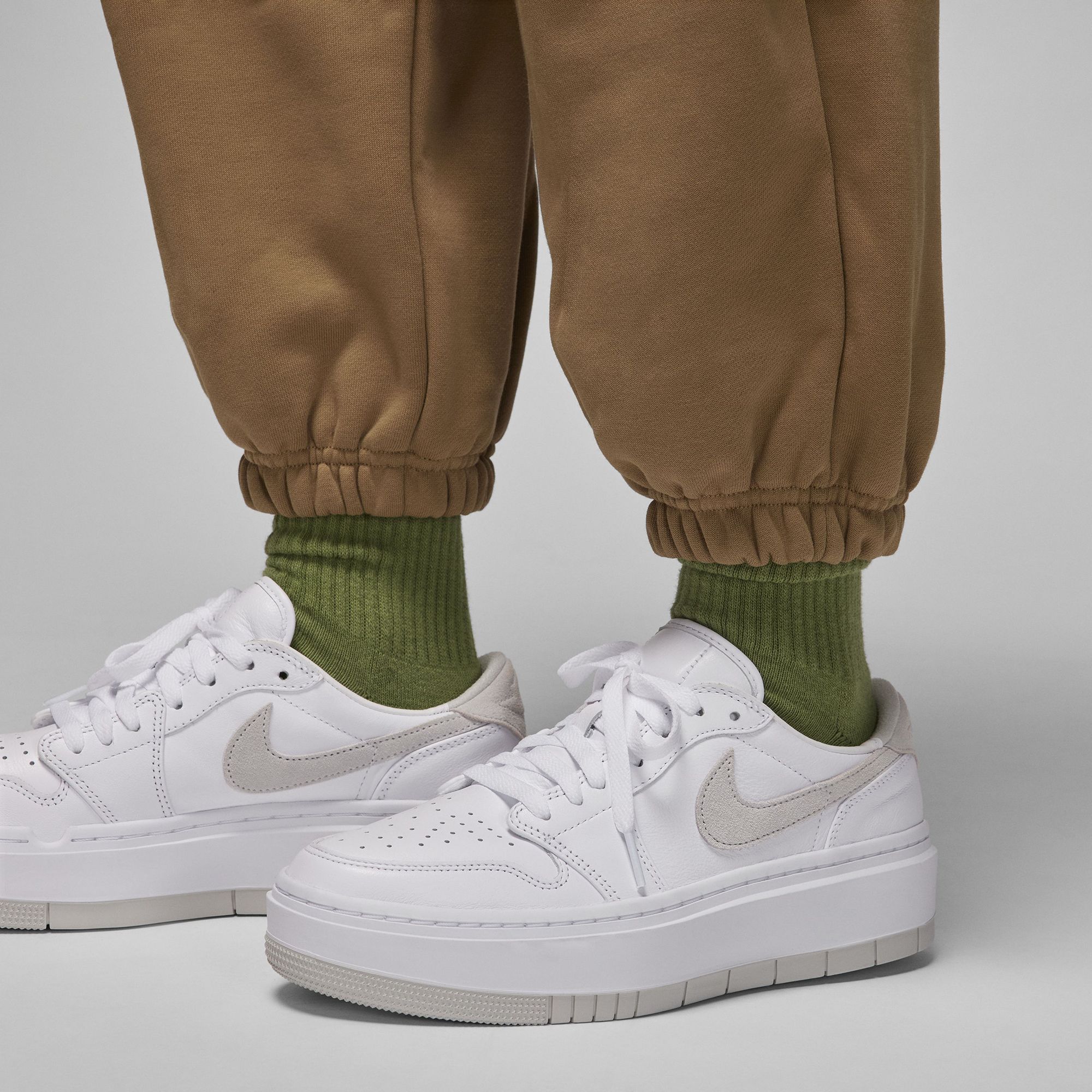 Jordan Women's Flight Fleece Pants product image