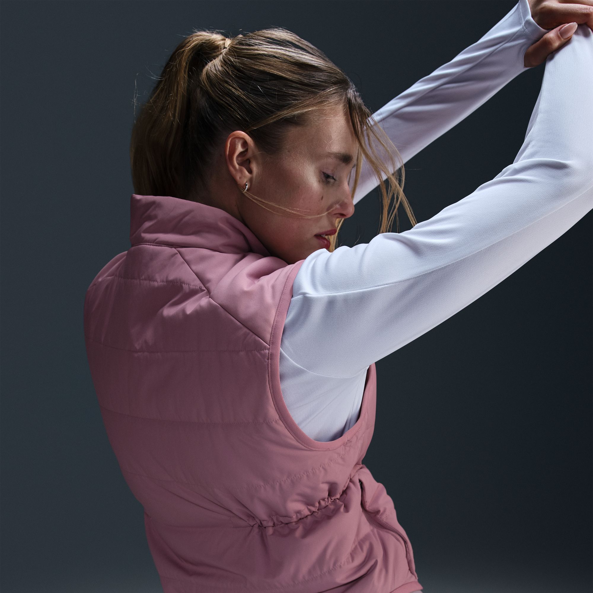 Nike Women's Therma-FIT Swift Running Vest product image