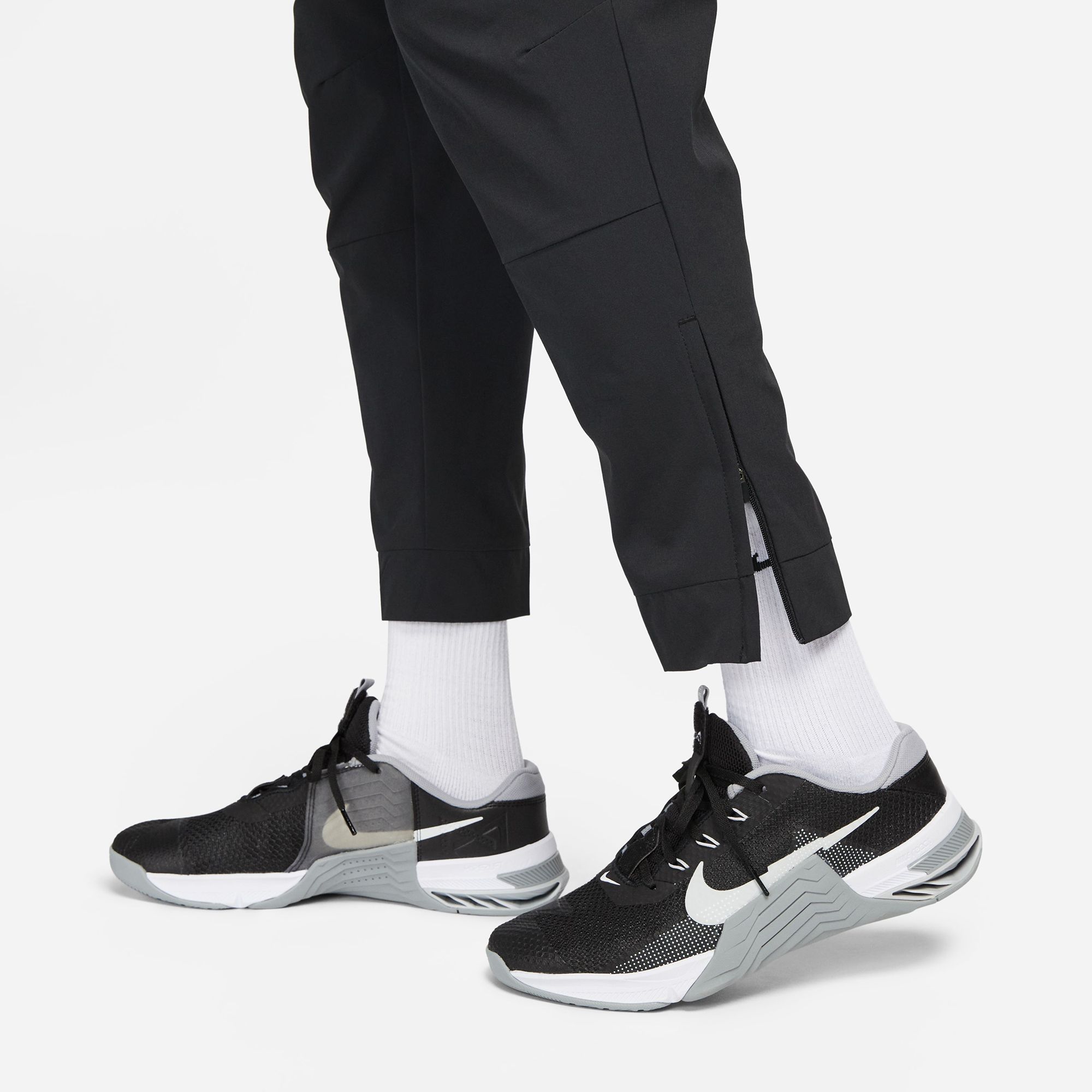 Nike Men's Dri-FIT Unlimited Tapered Versatile Pants product image