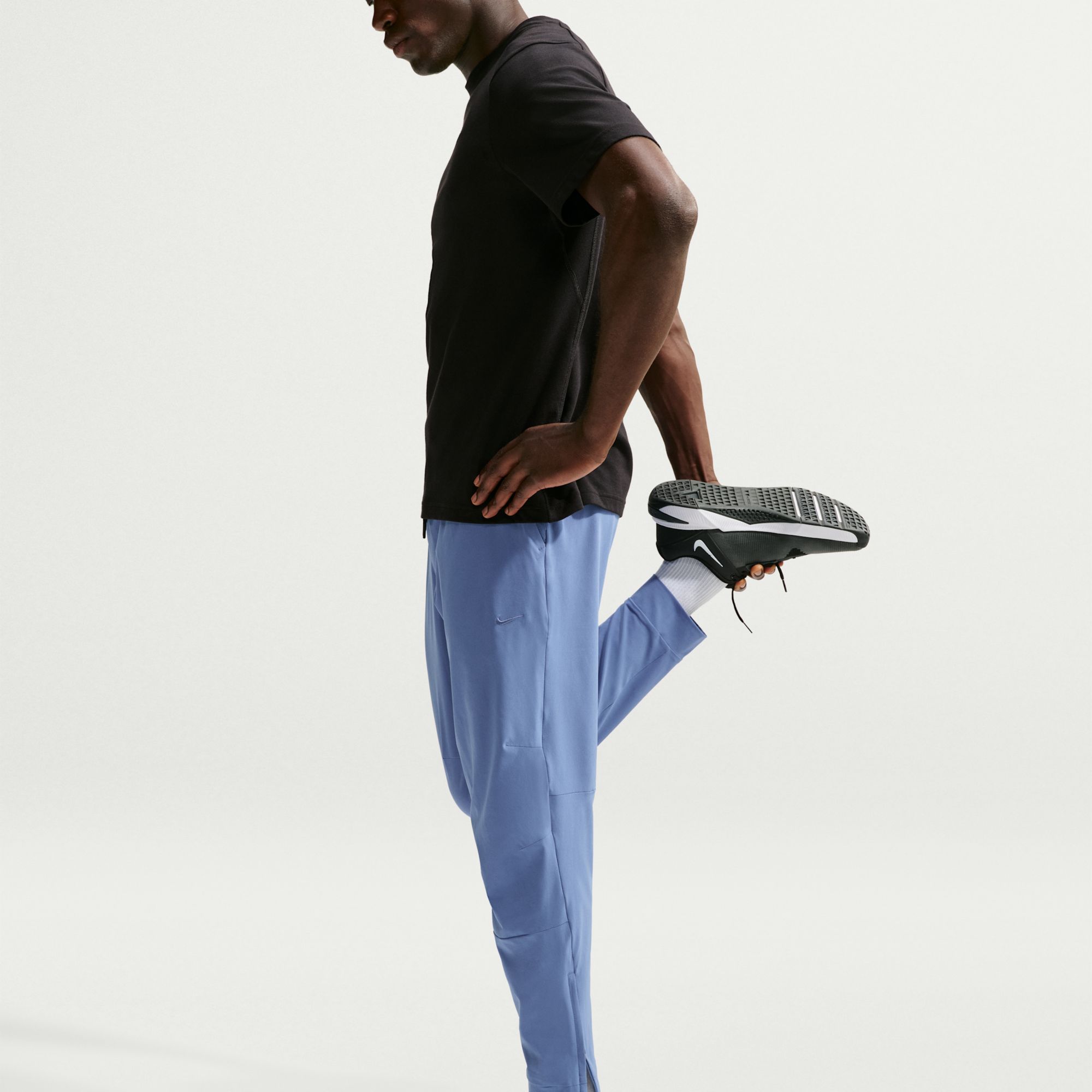 Nike Men's Dri-FIT Unlimited Tapered Versatile Pants product image