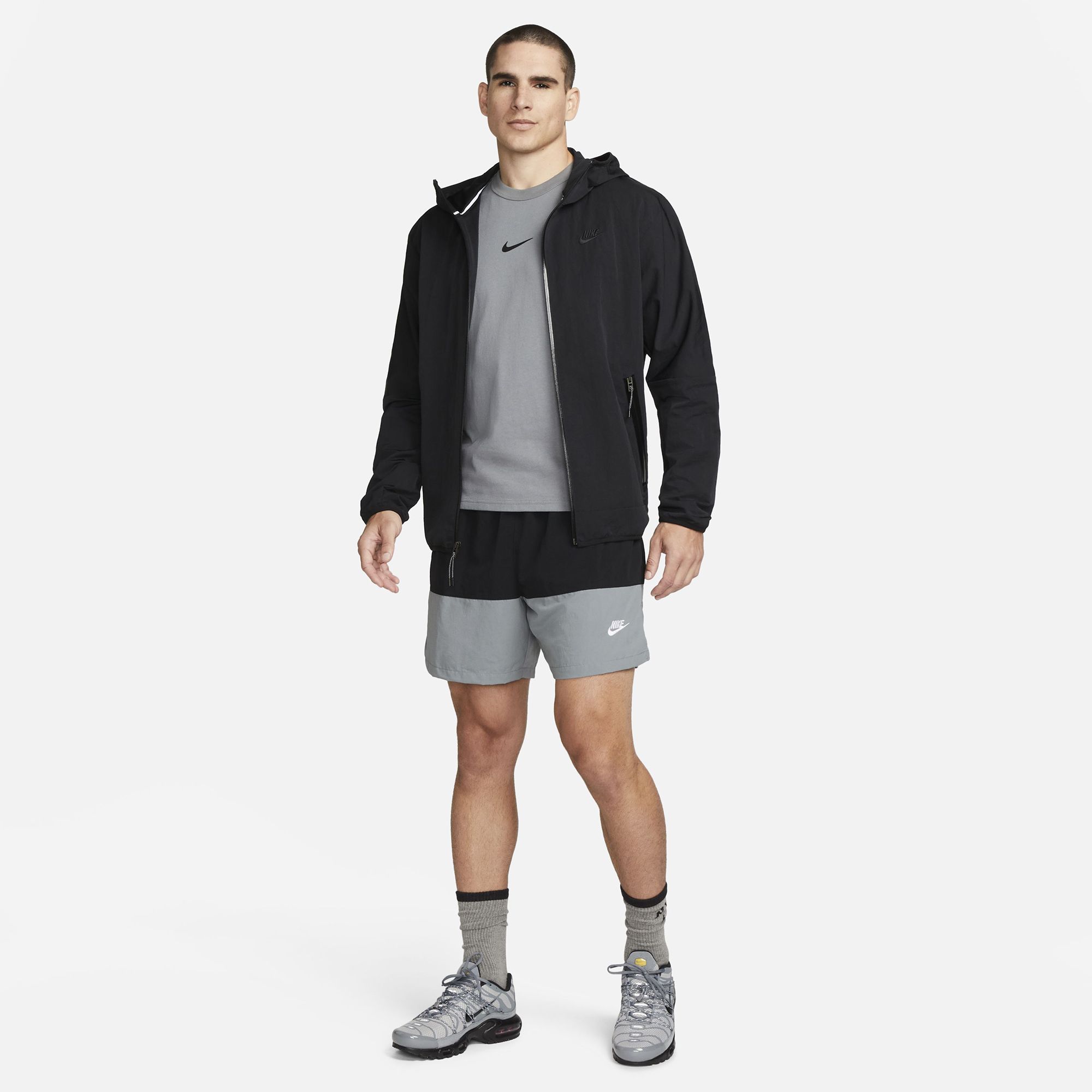 Nike Men's Club Woven Color-Blocked Shorts product image