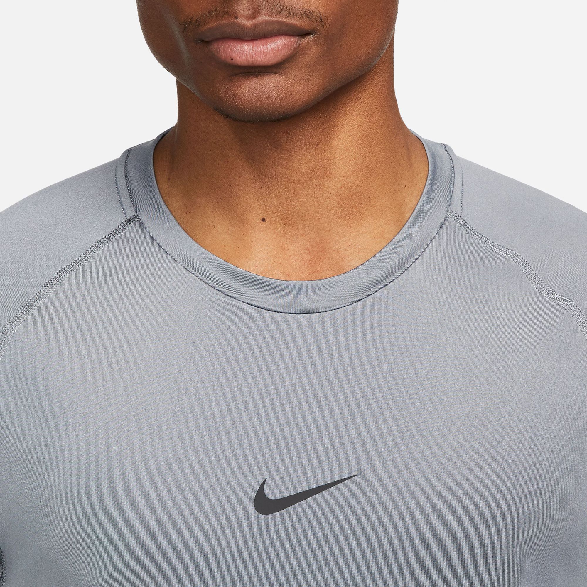 Nike Men's Pro Dri-FIT Slim Fit Short Sleeve T-Shirt product image