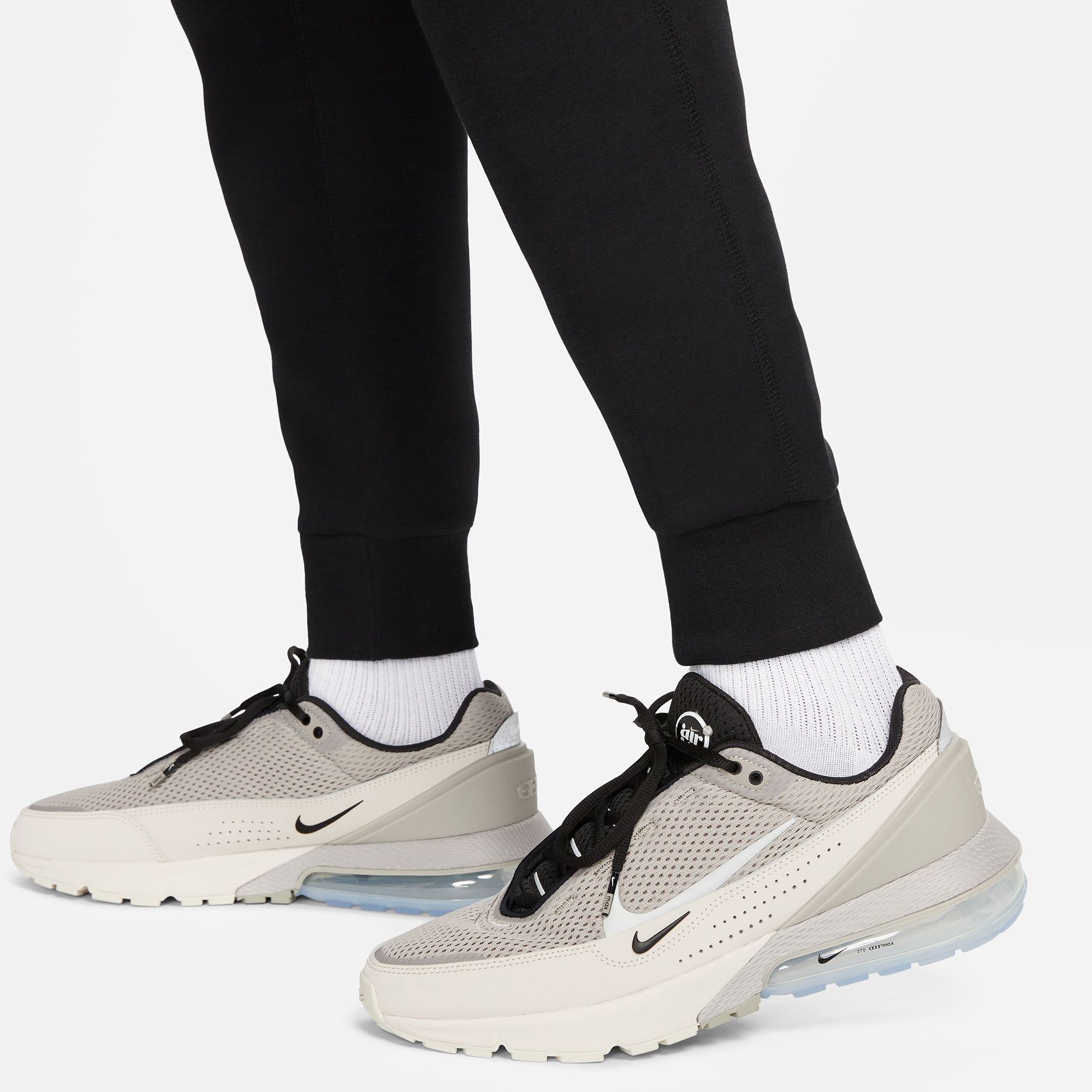 Nike Men's Tech Fleece Slim Fit Jogger Sweatpants