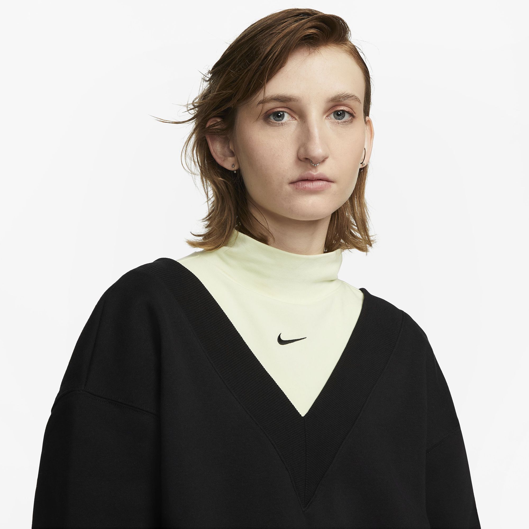 Nike Sportswear Women's Phoenix Fleece Oversized V-Neck Sweatshirt